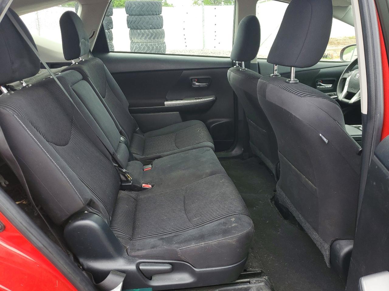 2015 Toyota Prius V Three Red vin: JTDZN3EUXFJ033175