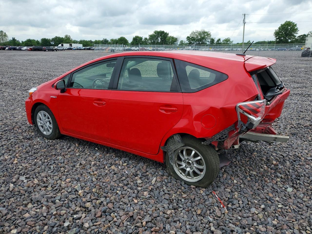 2015 Toyota Prius V Three Red vin: JTDZN3EUXFJ033175