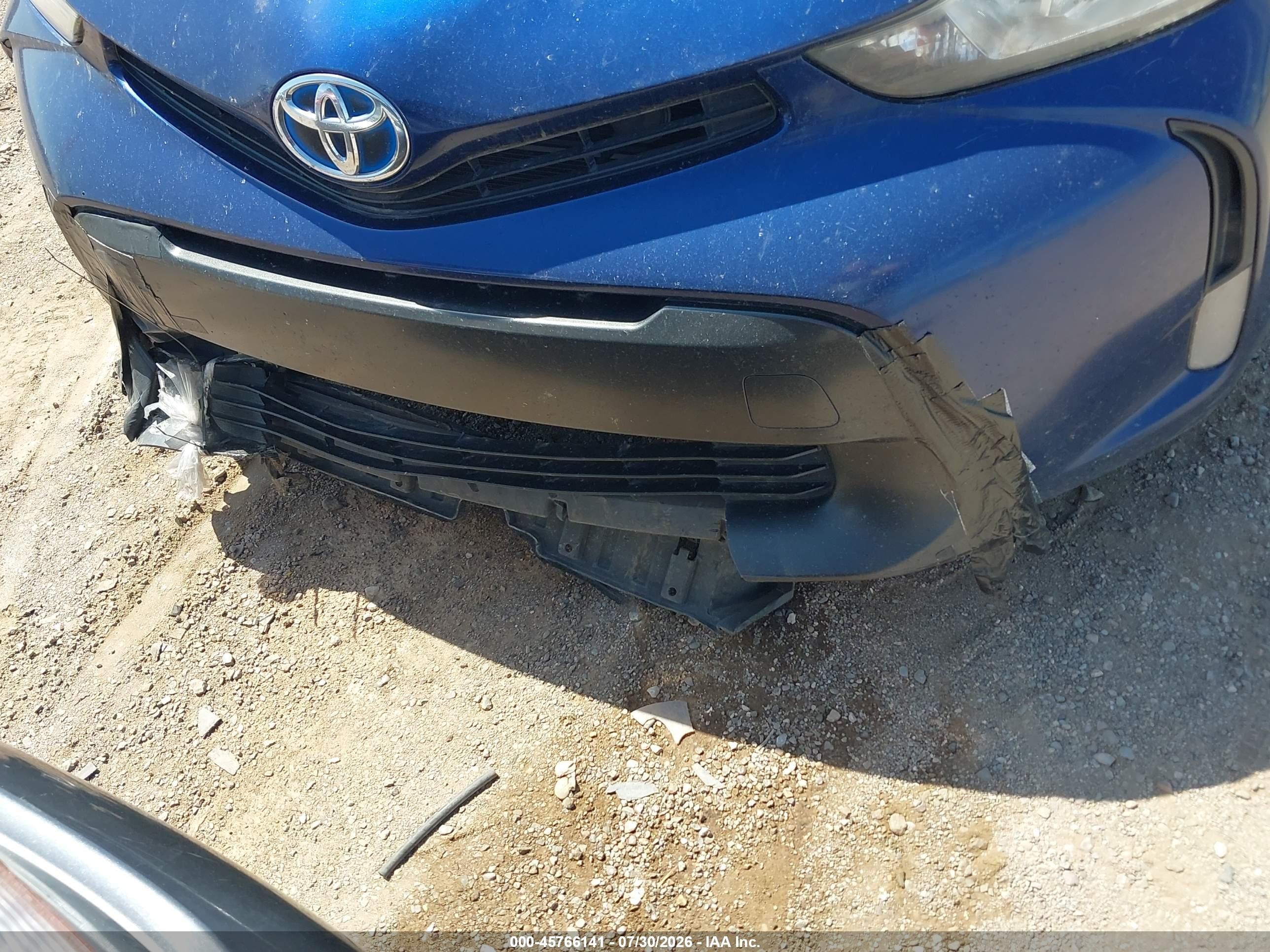 2015 Toyota Prius V Three Blue vin: JTDZN3EUXFJ034472