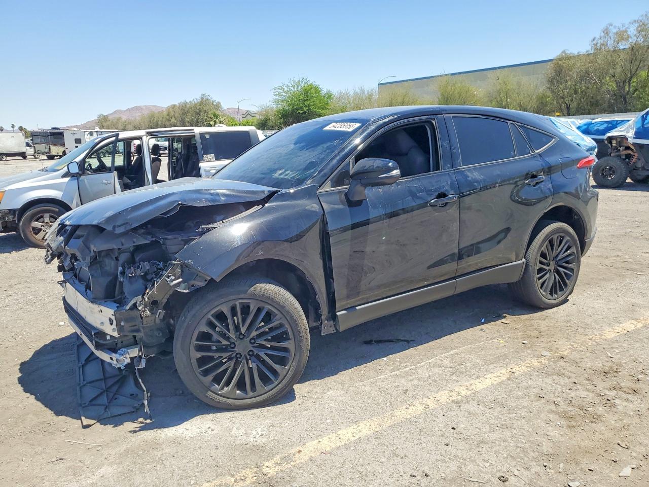 2021 Toyota Venza Le Черный vin: JTEAAAAH0MJ043633