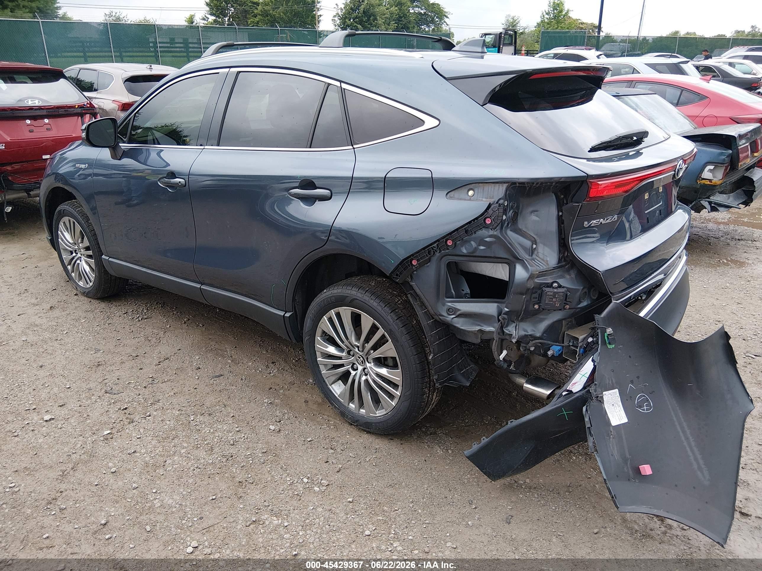 2021 Toyota Venza Xle Синий vin: JTEAAAAH2MJ006776
