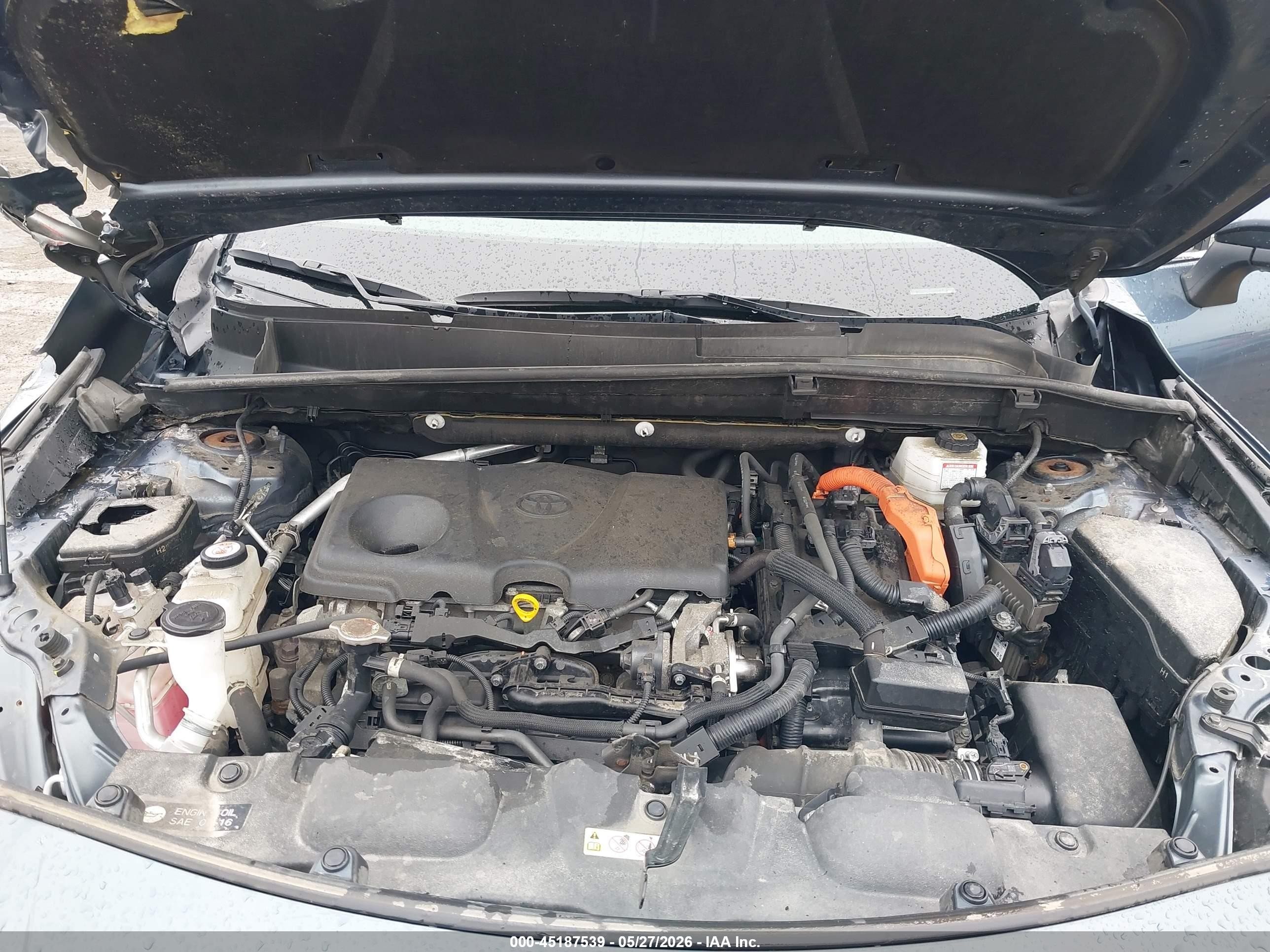 2022 Toyota Venza Le Gray vin: JTEAAAAH2NJ111707
