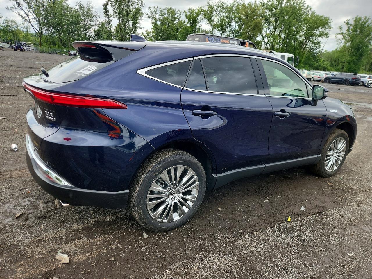 2021 Toyota Venza Xle Blue vin: JTEAAAAH3MJ005829