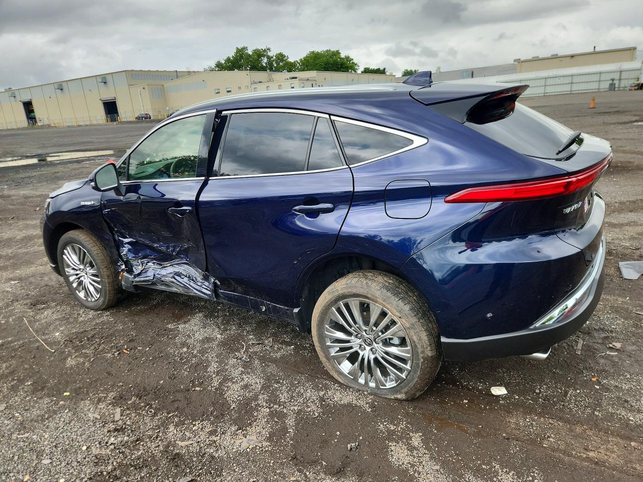 2021 Toyota Venza Xle Blue vin: JTEAAAAH3MJ005829