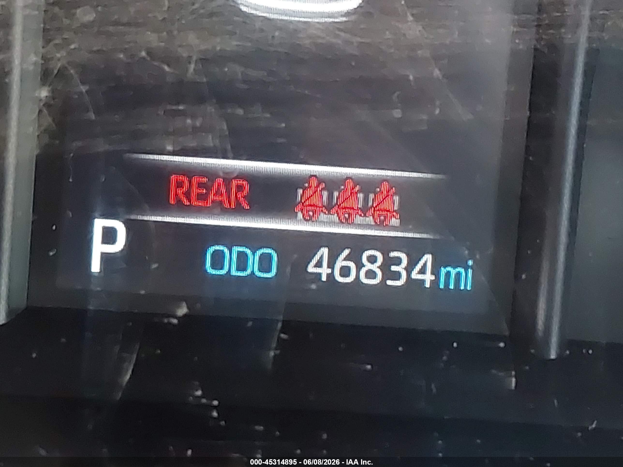 2021 Toyota Venza Le Серебряный vin: JTEAAAAH4MJ052917