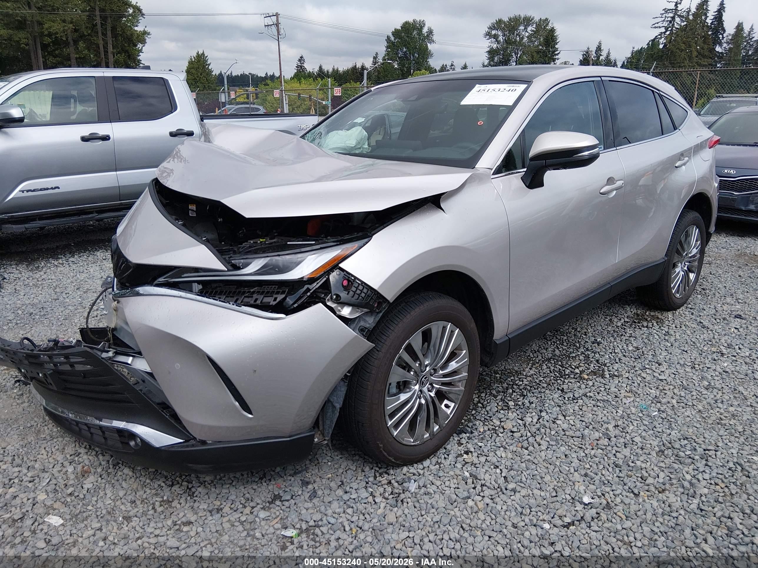 2024 Toyota Venza Limited Серебряный vin: JTEAAAAH8RJ183467