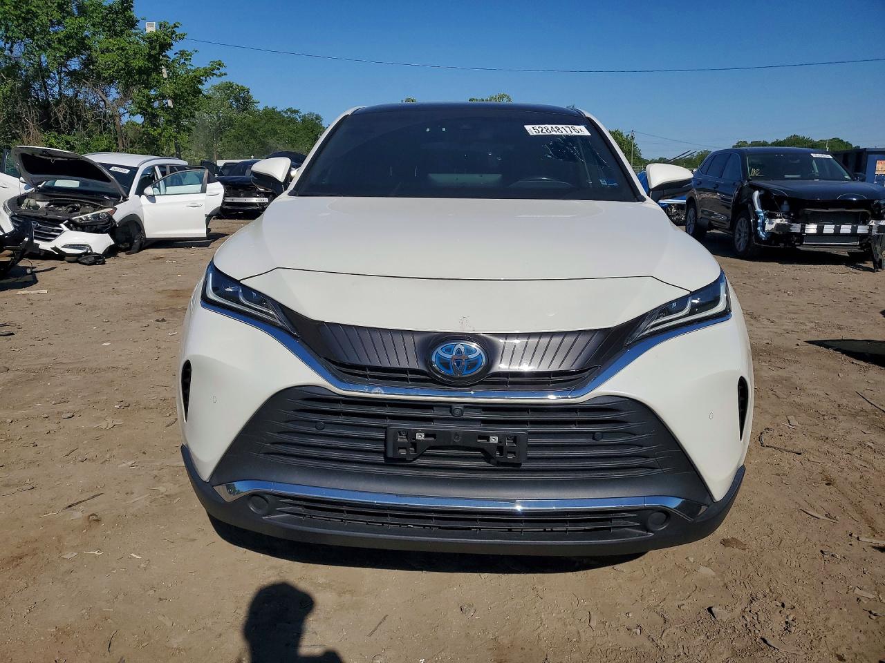 2021 Toyota Venza Limited White vin: JTEAAAAH9MJ014213