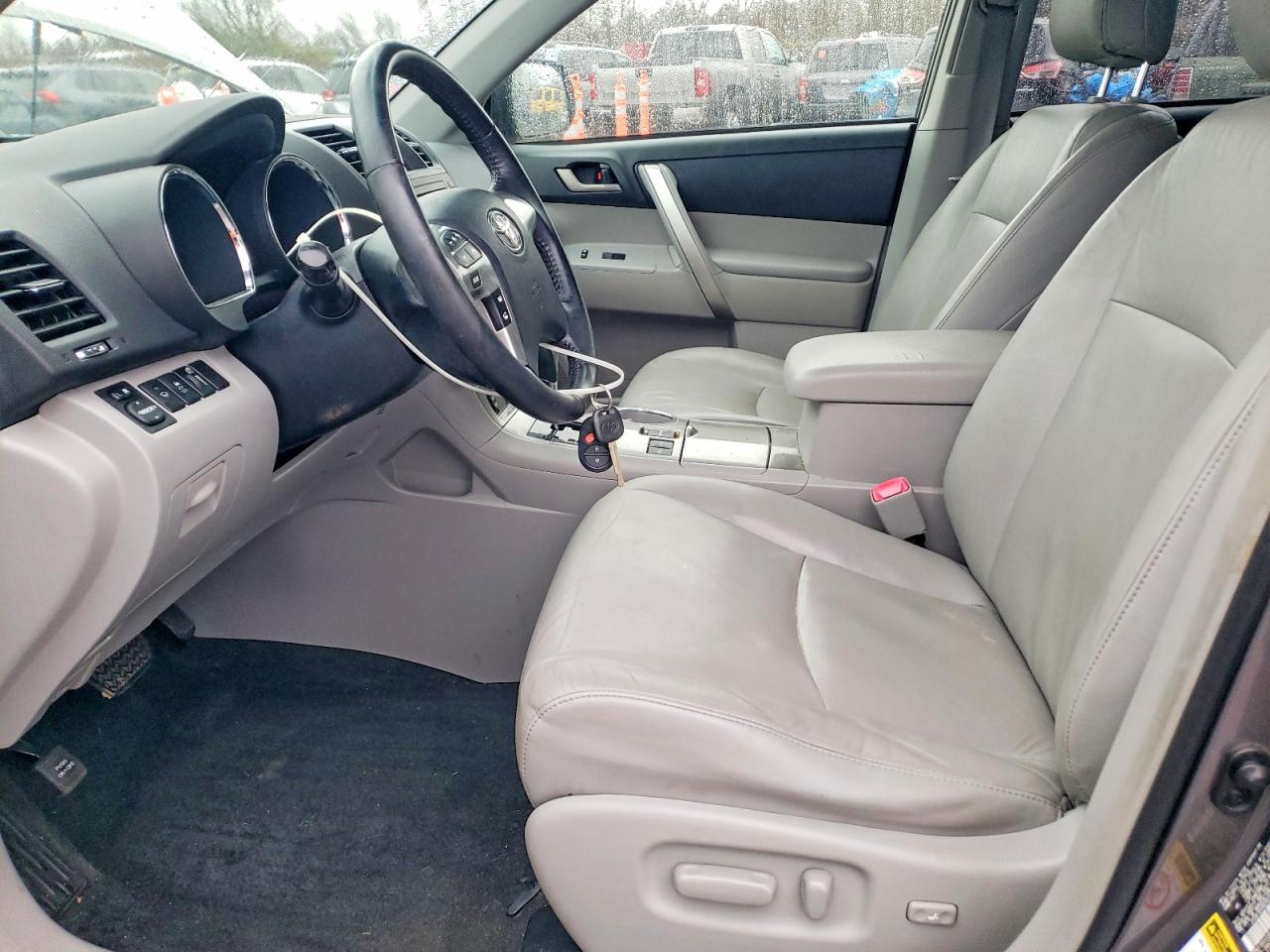 2011 Toyota Highlander Hybrid Серый vin: JTEBC3EH0B2002785