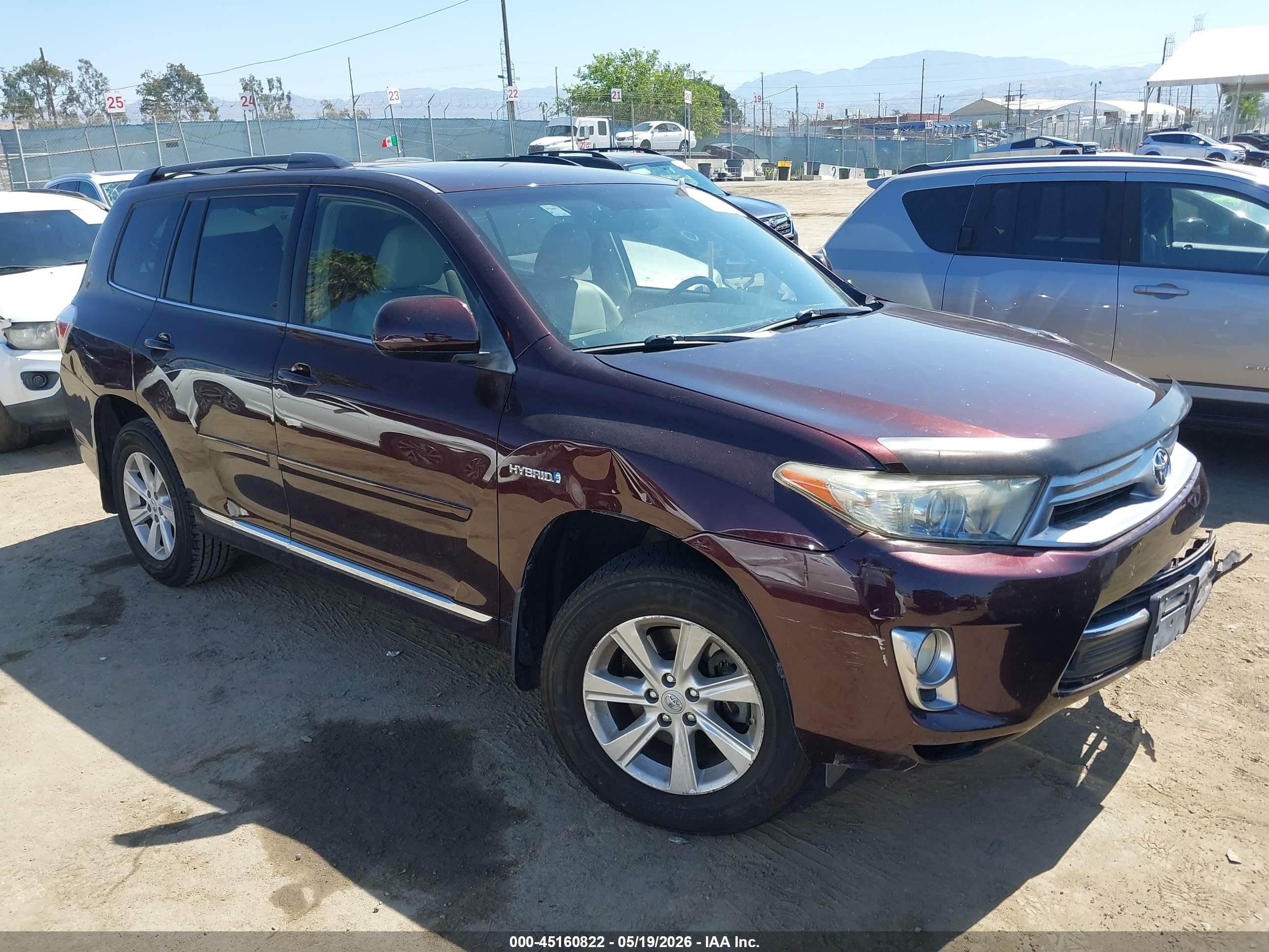 2013 Toyota Highlander Hybrid Base V6 Burgundy vin: JTEBC3EH0D2018858