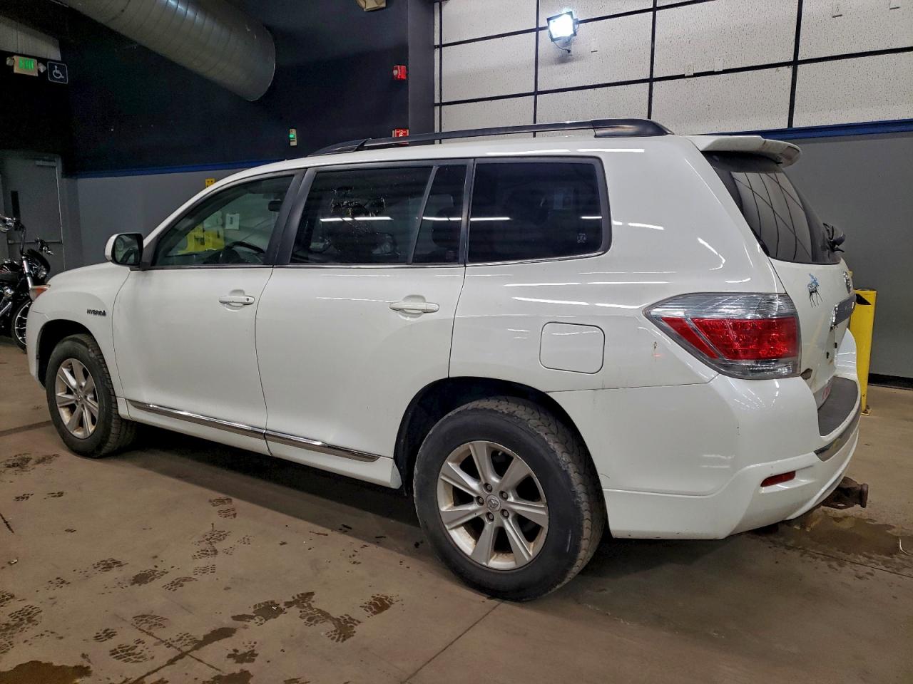 2011 Toyota Highlander Hybrid White vin: JTEBC3EH1B2000687