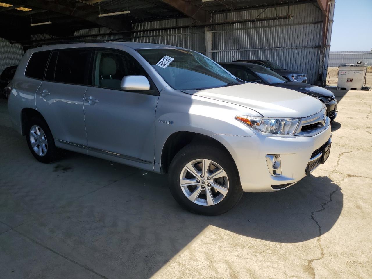 2011 Toyota Highlander Hybrid Серебряный vin: JTEBC3EH1B2001385