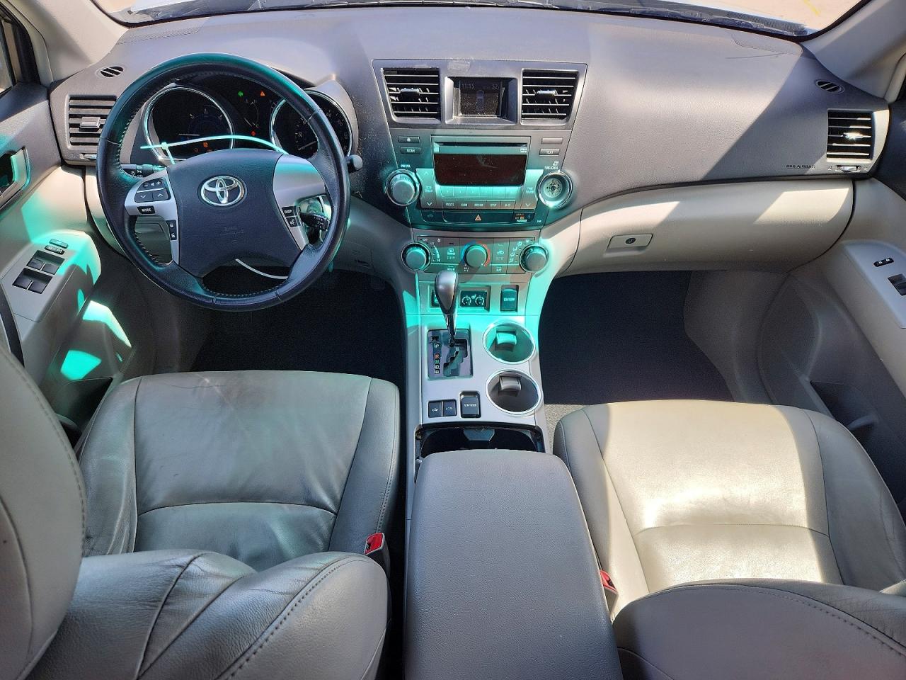 2011 Toyota Highlander Hybrid Silver vin: JTEBC3EH2B2002352