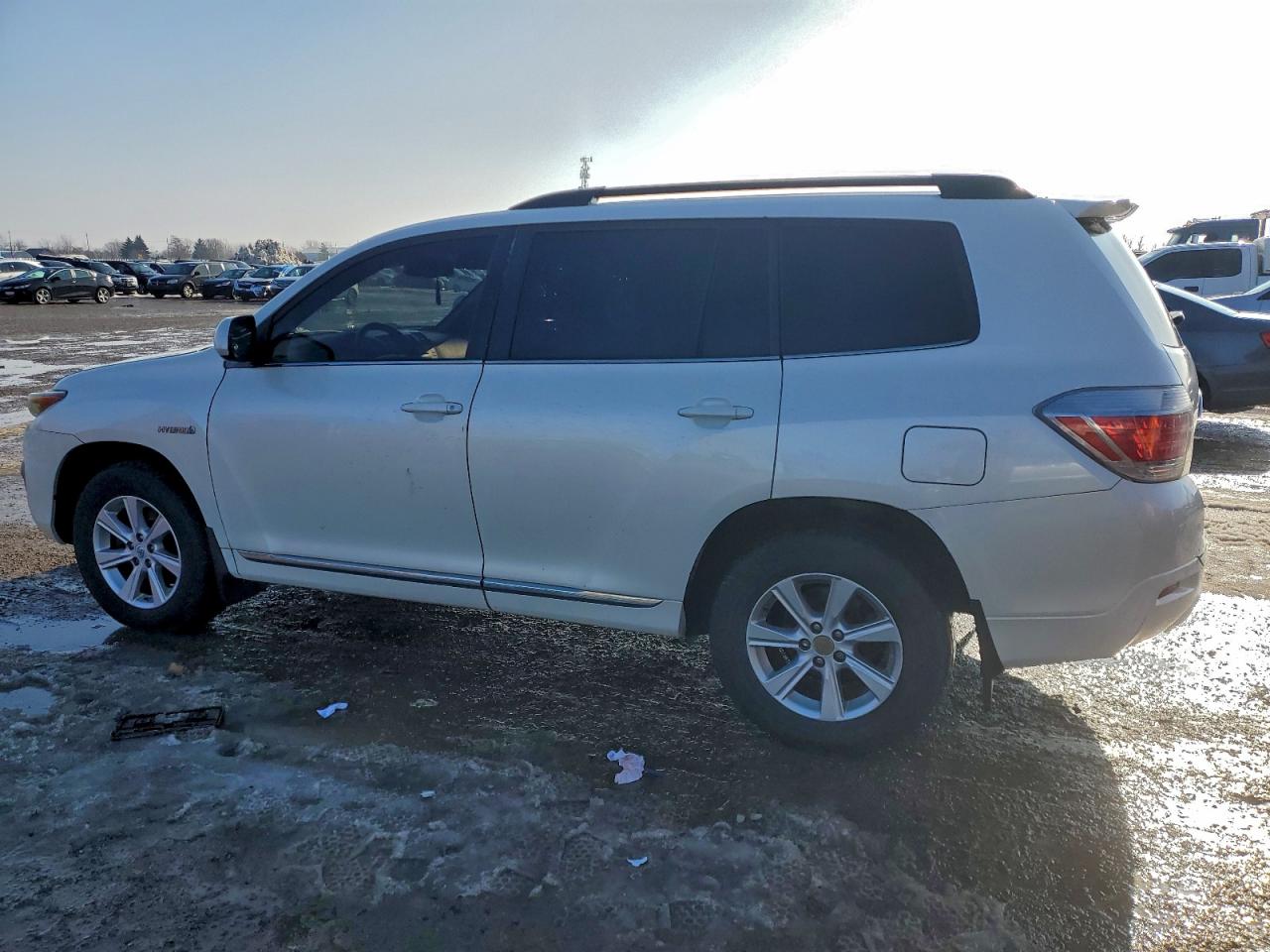 2013 Toyota Highlander Hybrid Белый vin: JTEBC3EH2D2011801