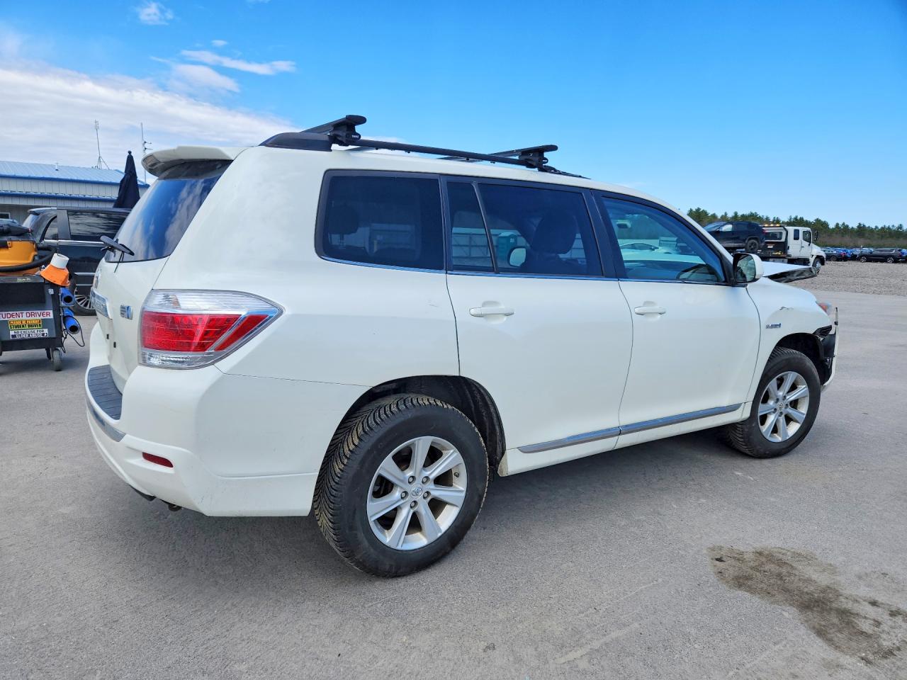 2011 Toyota Highlander Hybrid White vin: JTEBC3EH3B2001713