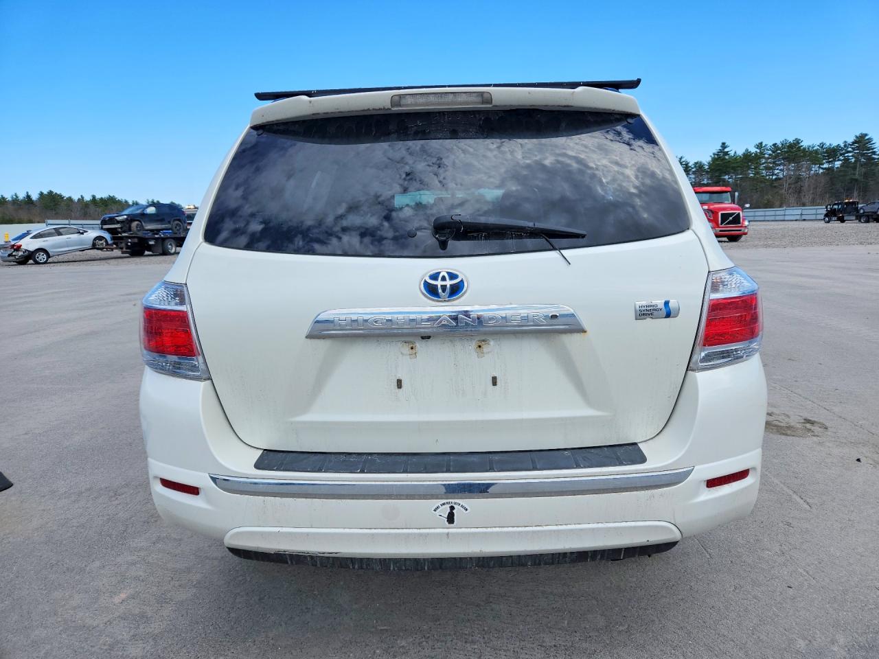 2011 Toyota Highlander Hybrid White vin: JTEBC3EH3B2001713