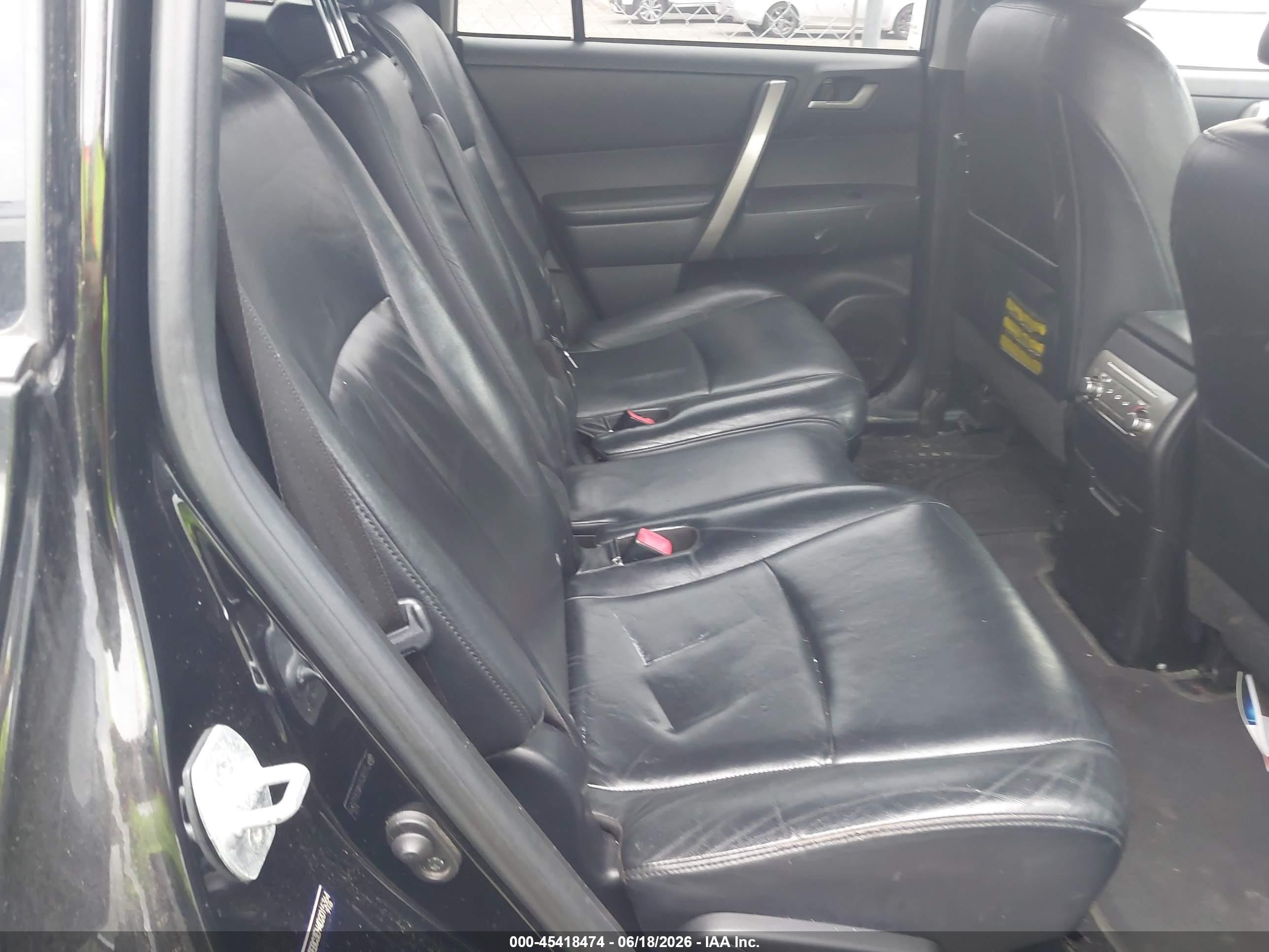 2013 Toyota Highlander Hybrid Base V6 Черный vin: JTEBC3EH4D2015364