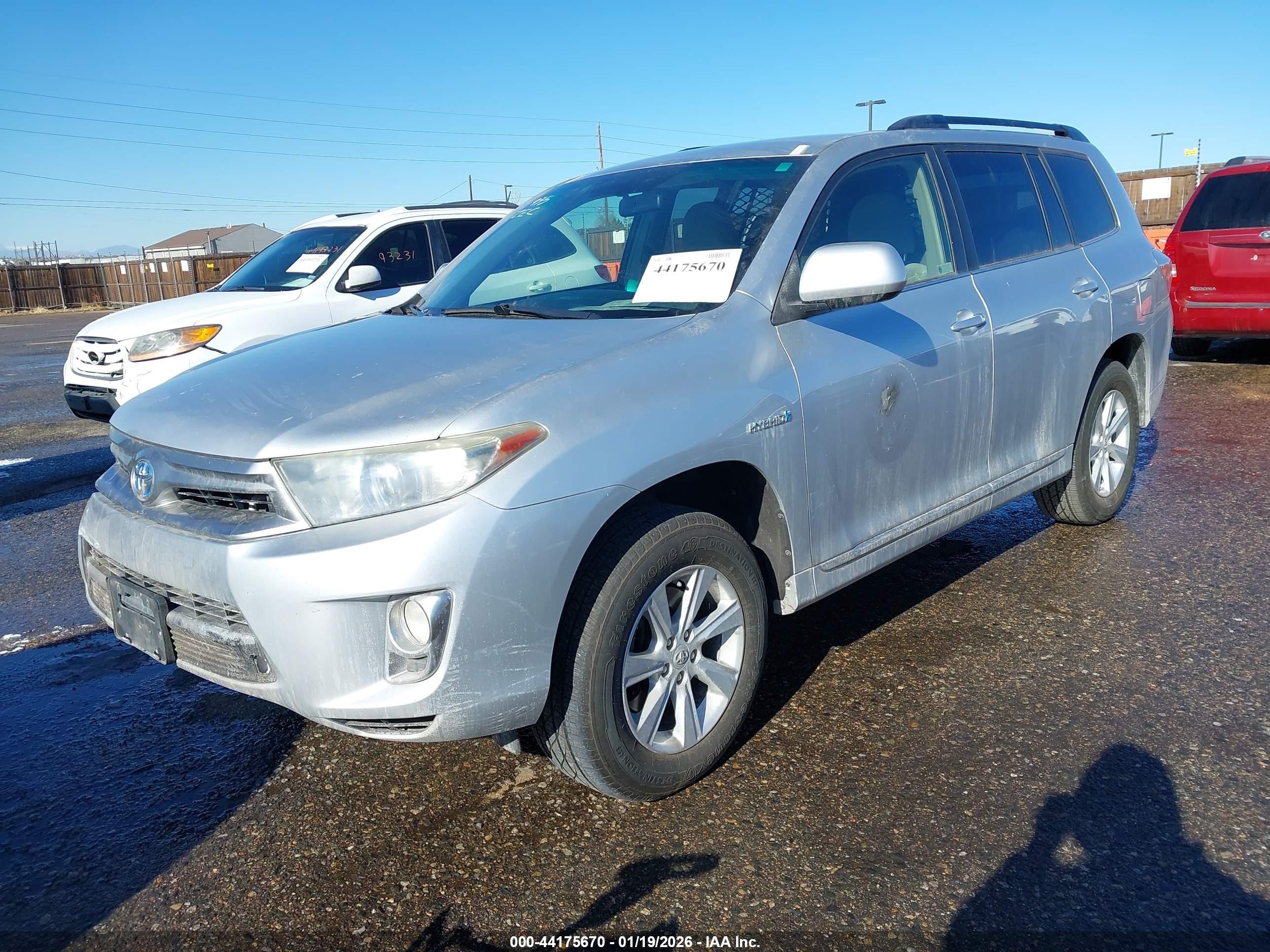 2013 Toyota Highlander Hybrid Base V6 Silver vin: JTEBC3EH4D2017597
