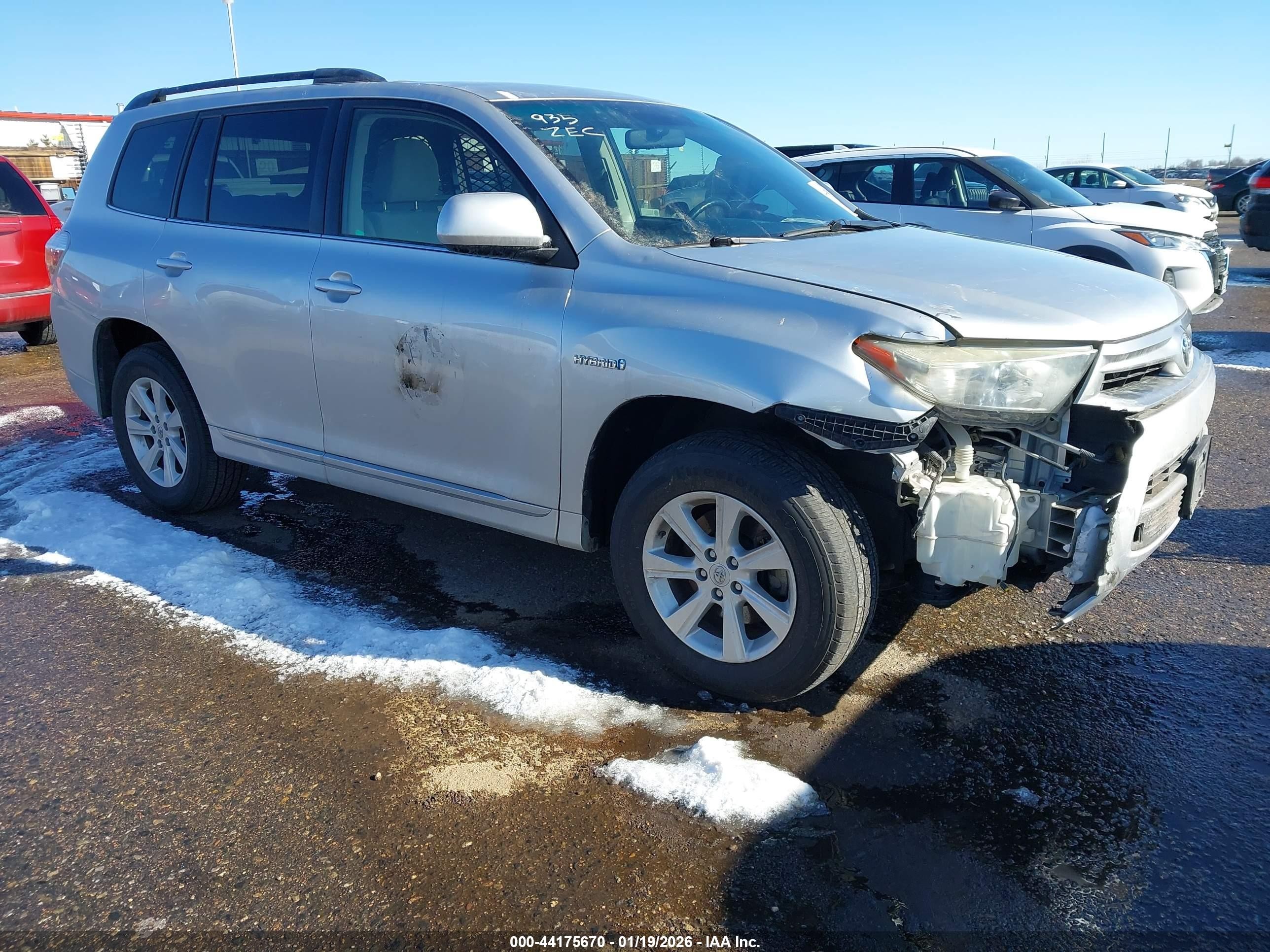 2013 Toyota Highlander Hybrid Base V6 Silver vin: JTEBC3EH4D2017597