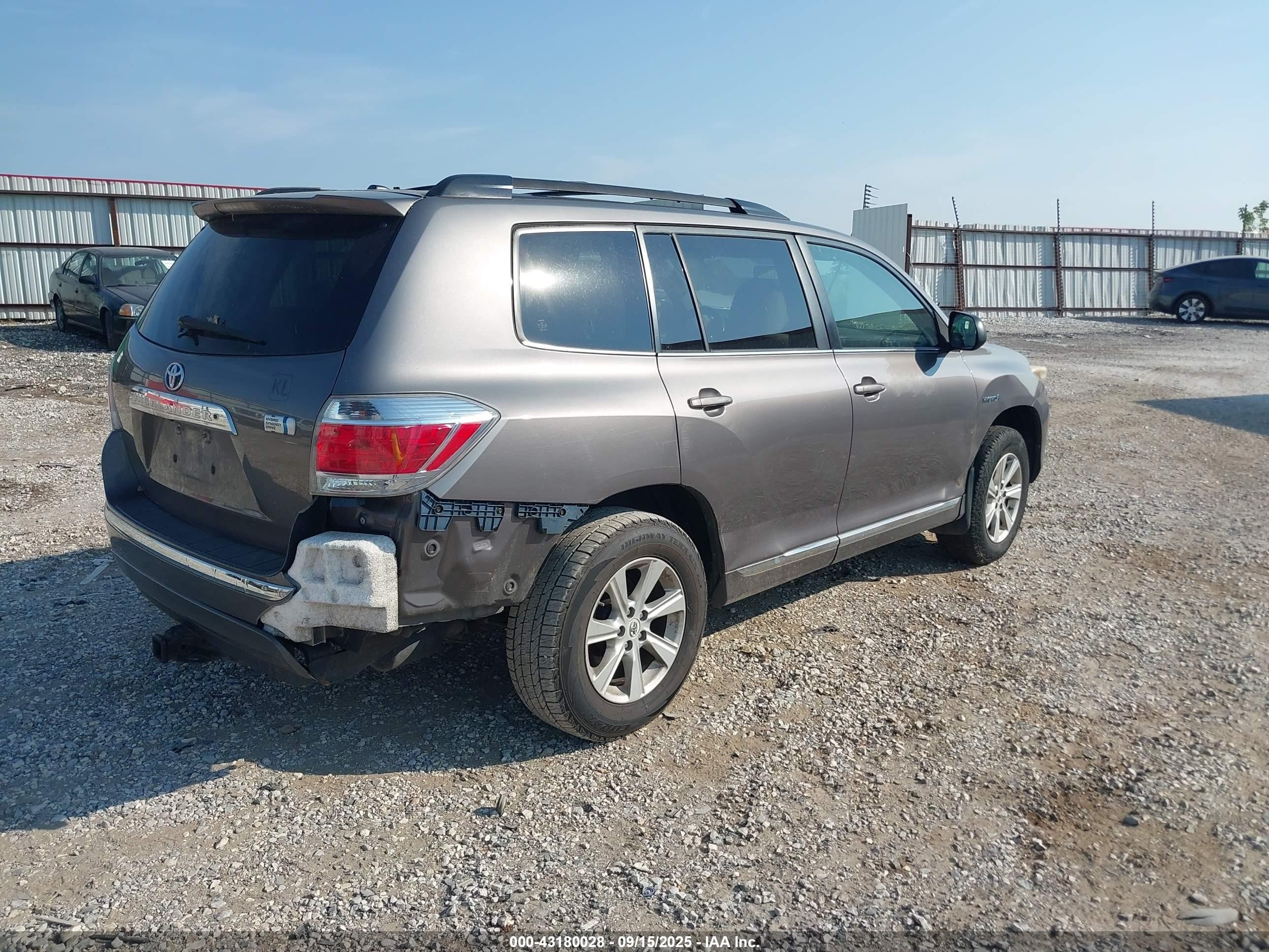 2011 Toyota Highlander Hybrid Base V6 Gray vin: JTEBC3EH5B2002975
