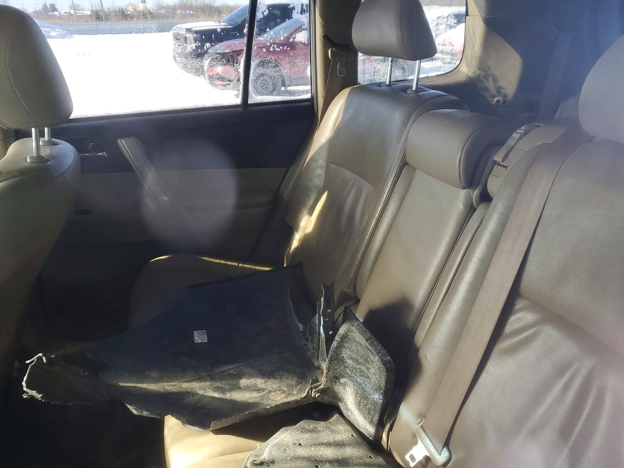 2013 Toyota Highlander Hybrid Gray vin: JTEBC3EH5D2013204