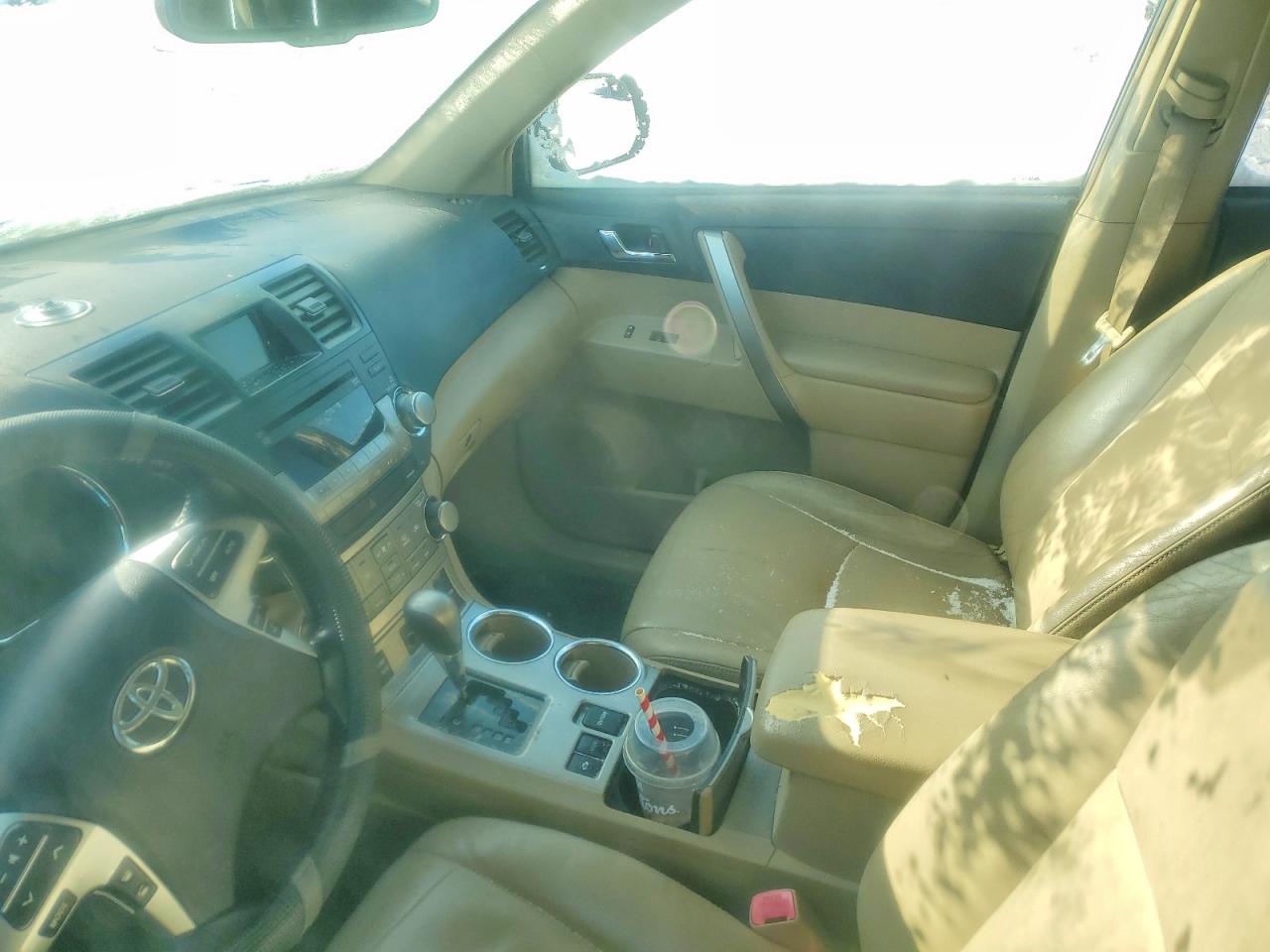 2013 Toyota Highlander Hybrid Gray vin: JTEBC3EH5D2013204