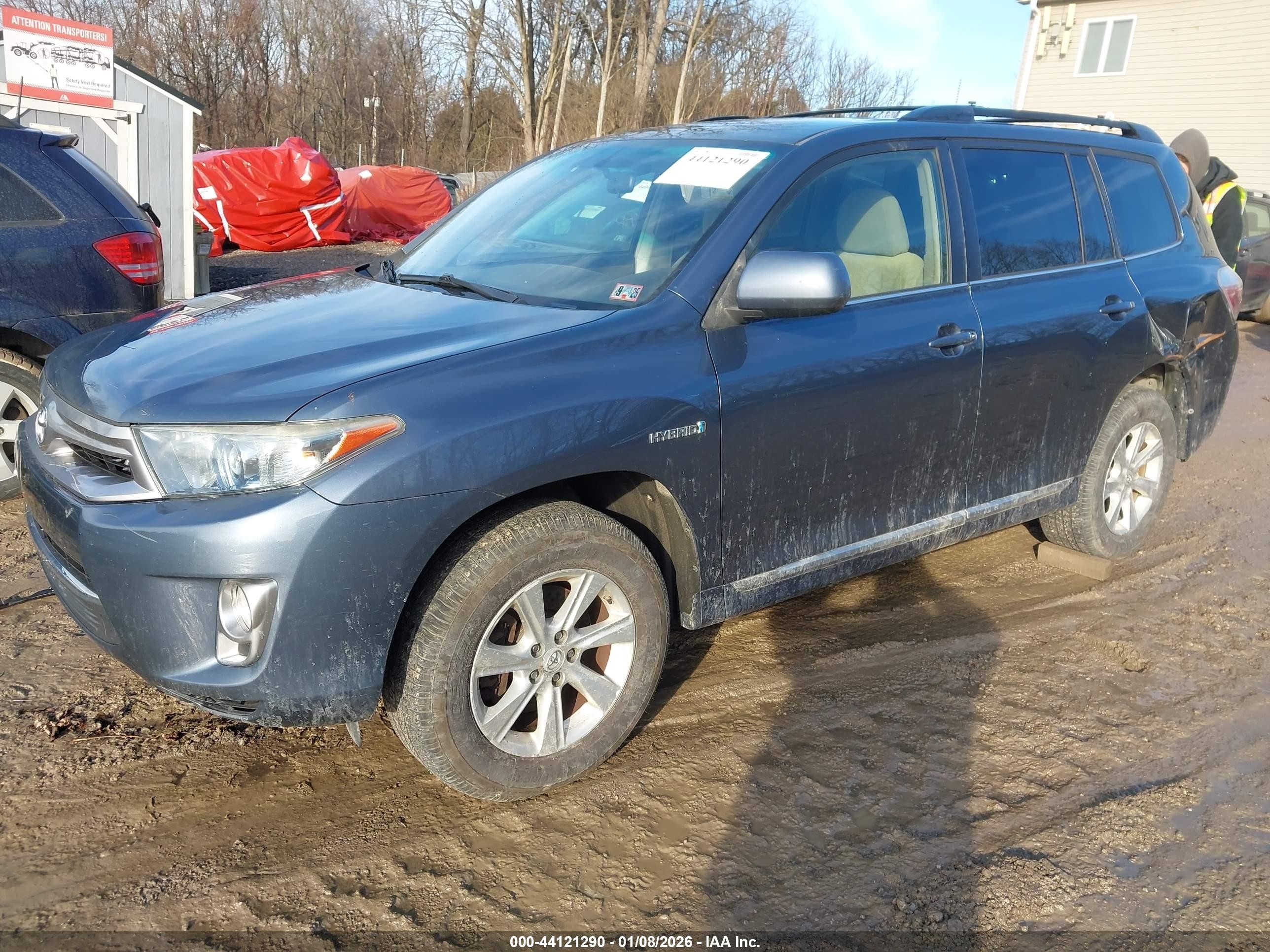 2013 Toyota Highlander Hybrid Base V6 Blue vin: JTEBC3EH5D2017155