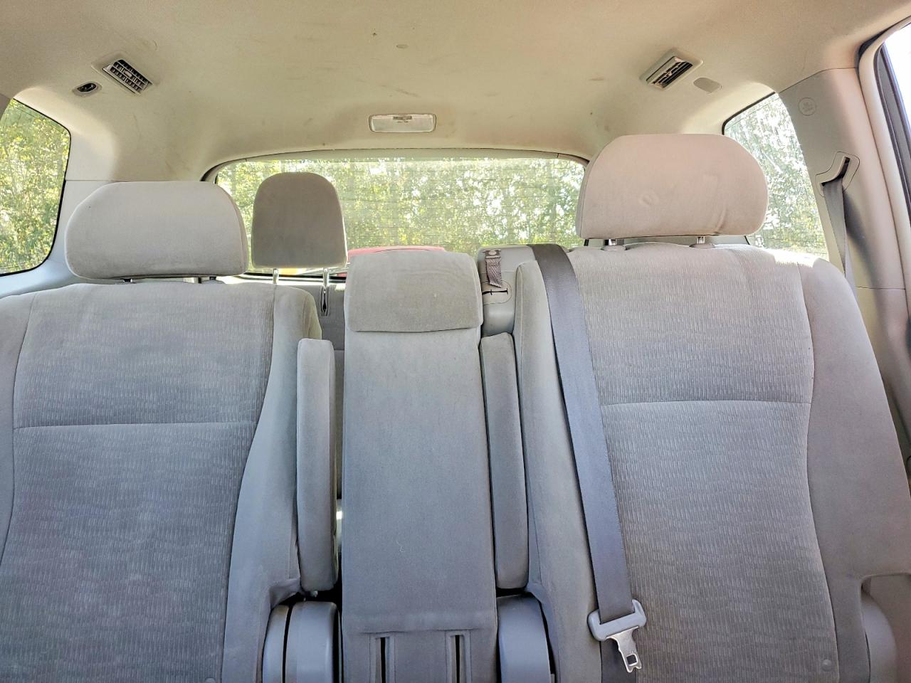 2011 Toyota Highlander Hybrid Silver vin: JTEBC3EH6B2001981