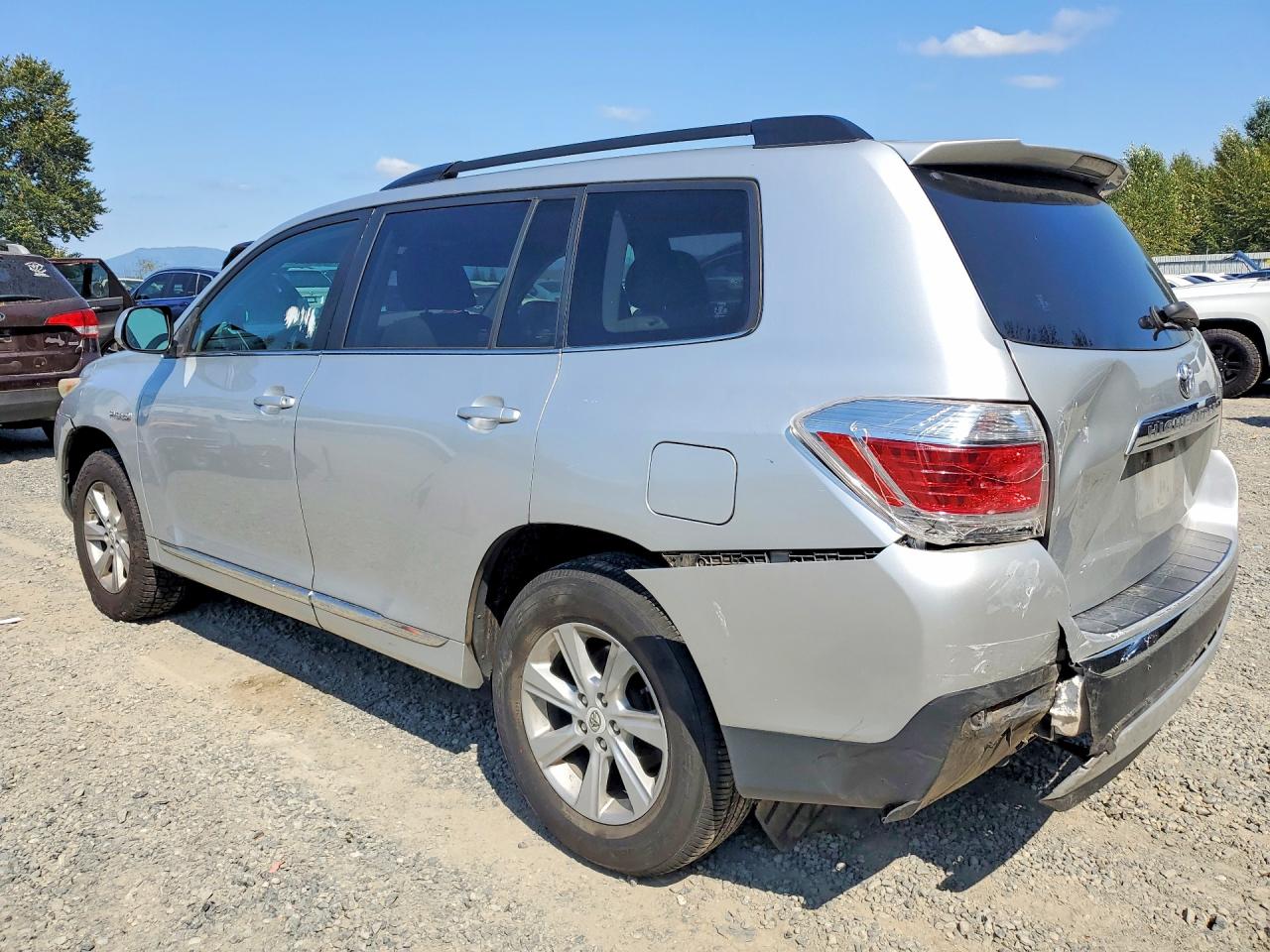 2011 Toyota Highlander Hybrid Silver vin: JTEBC3EH6B2001981