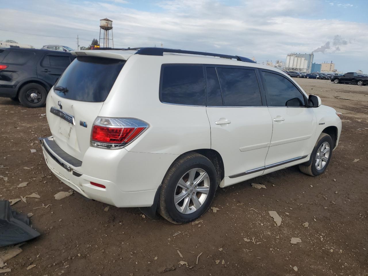 2013 Toyota Highlander Hybrid Silver vin: JTEBC3EH6D2017746