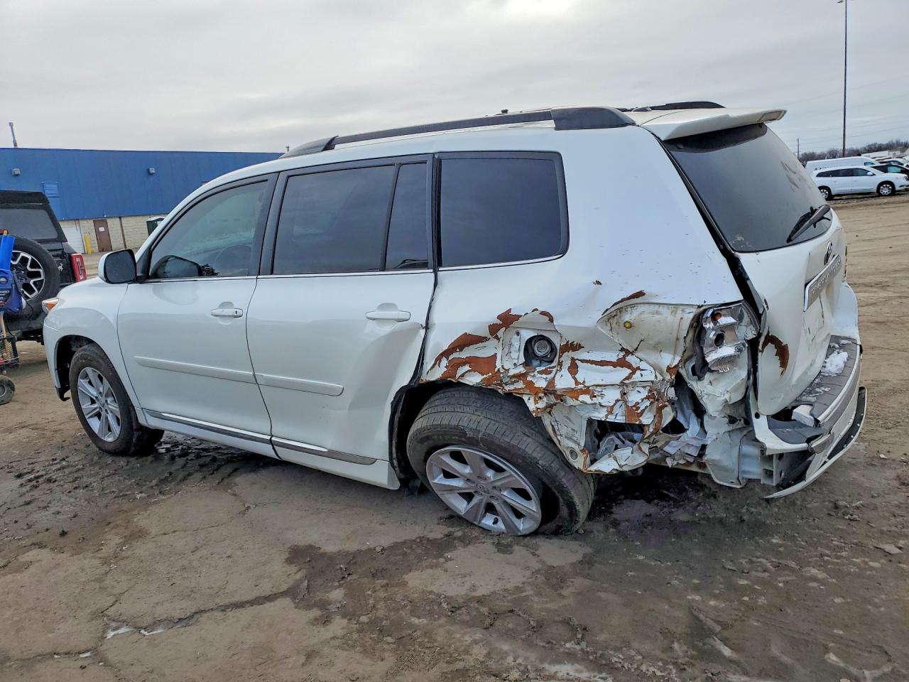 2013 Toyota Highlander Hybrid Base White vin: JTEBC3EH6D2017746