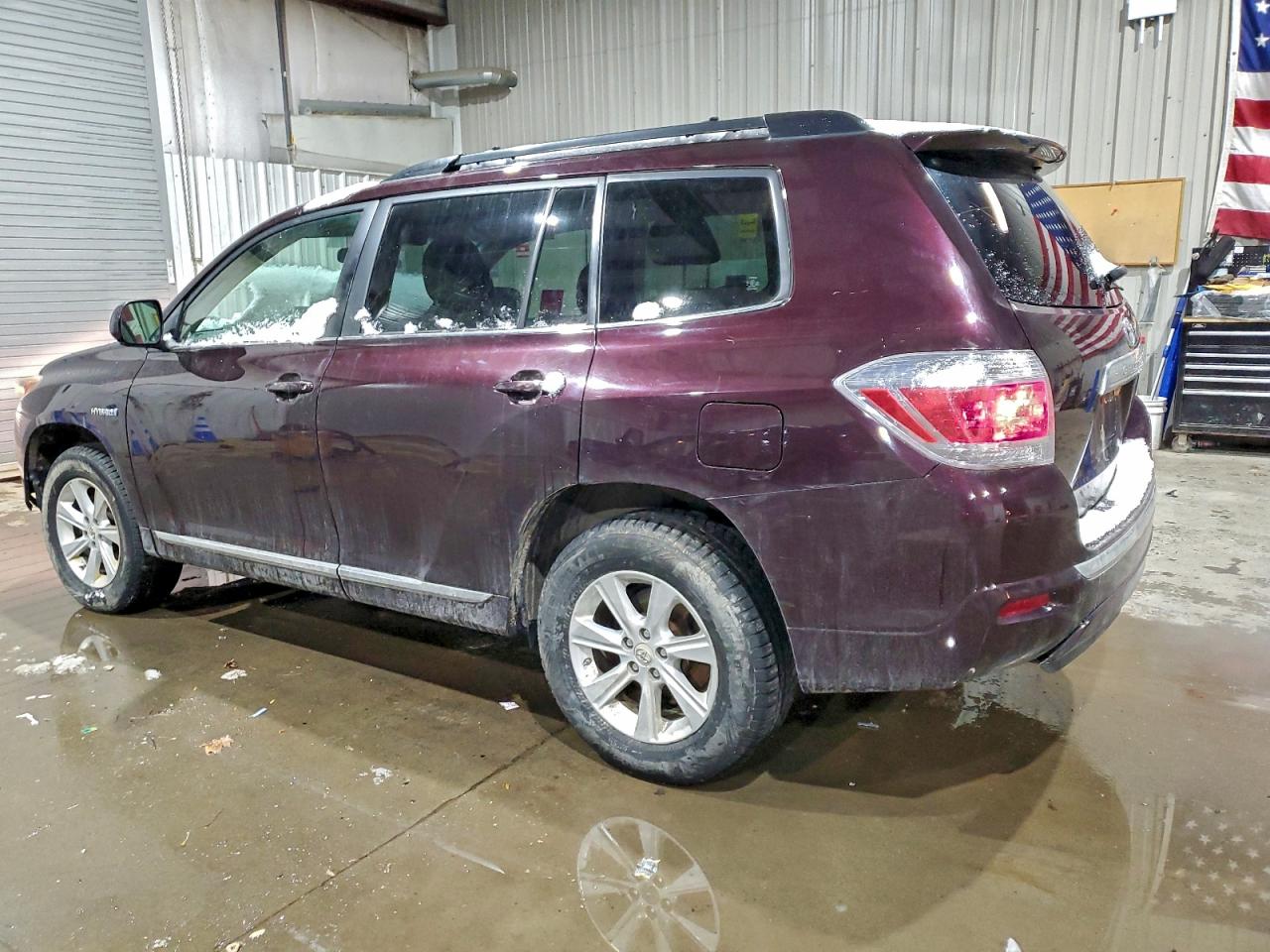 2011 Toyota Highlander Hybrid Base Purple vin: JTEBC3EH7B2002234