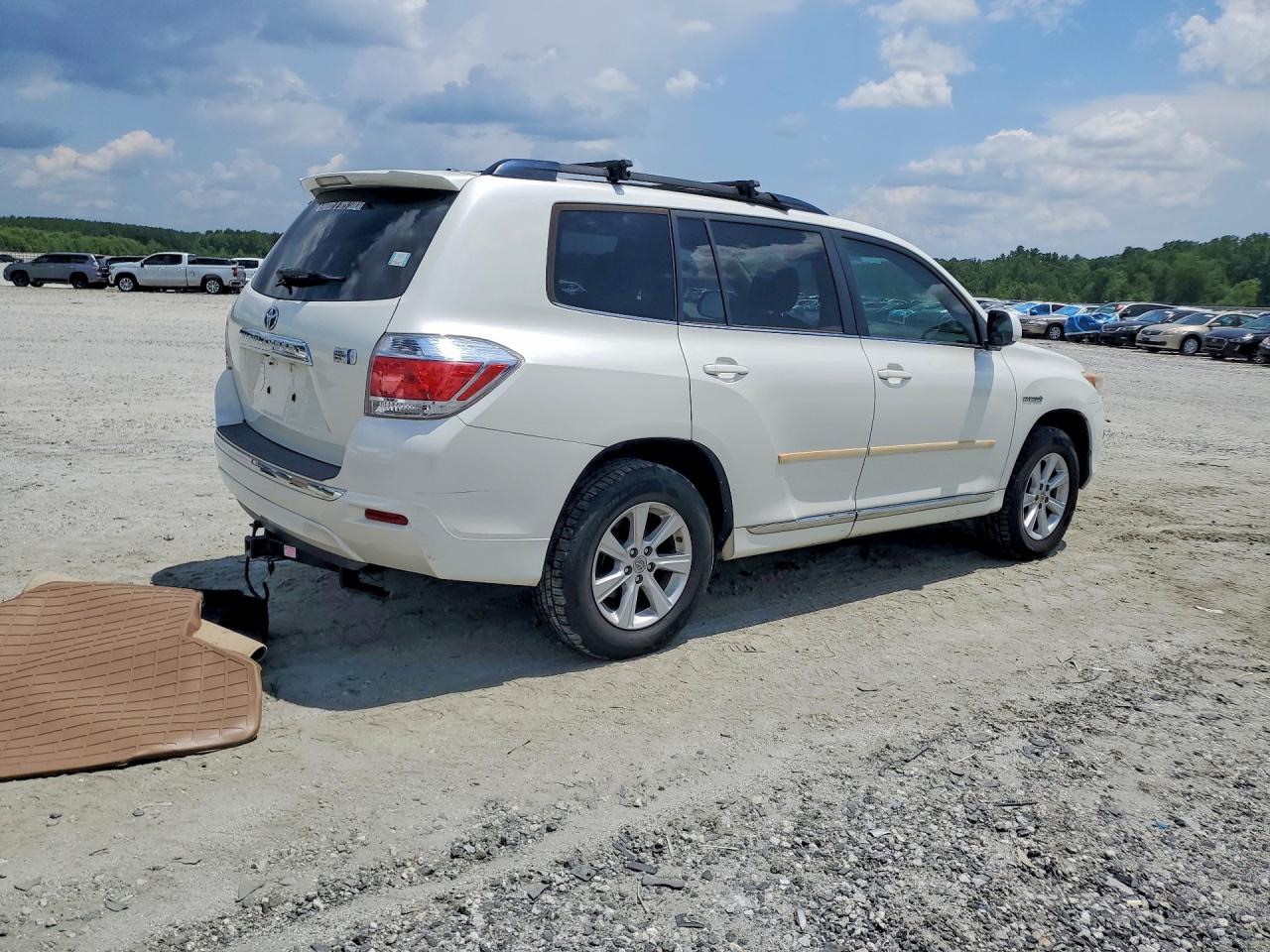 2012 Toyota Highlander Hybrid White vin: JTEBC3EH8C2004155