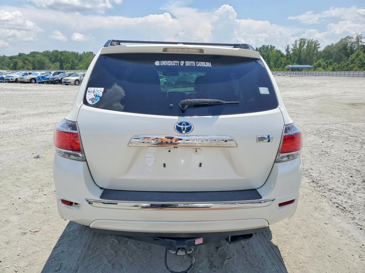2012 Toyota Highlander Hybrid White vin: JTEBC3EH8C2004155