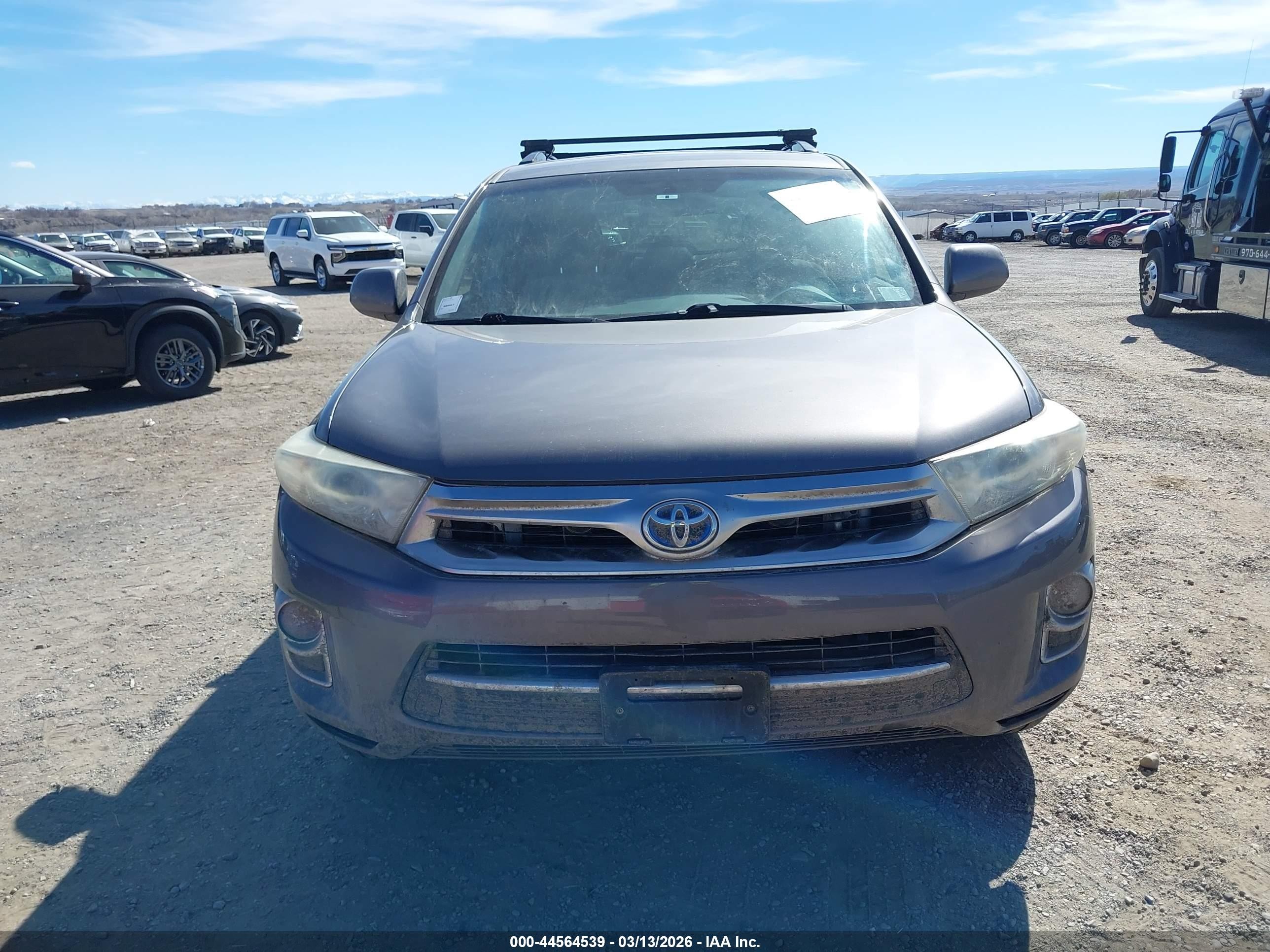 2013 Toyota Highlander Hybrid Base V6 Silver vin: JTEBC3EH8D2015268