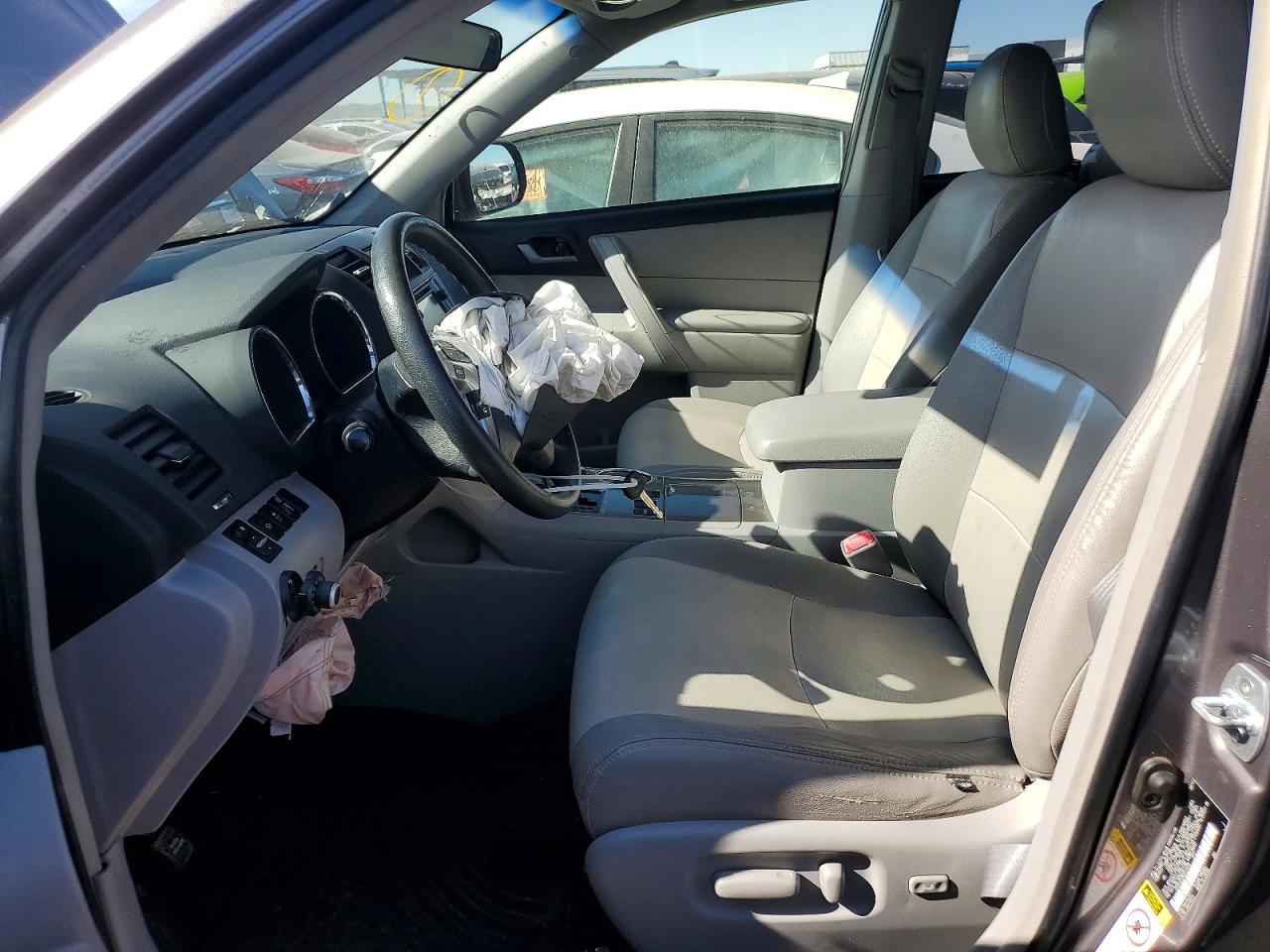 2013 Toyota Highlander Hybrid Gray vin: JTEBC3EH8D2016078