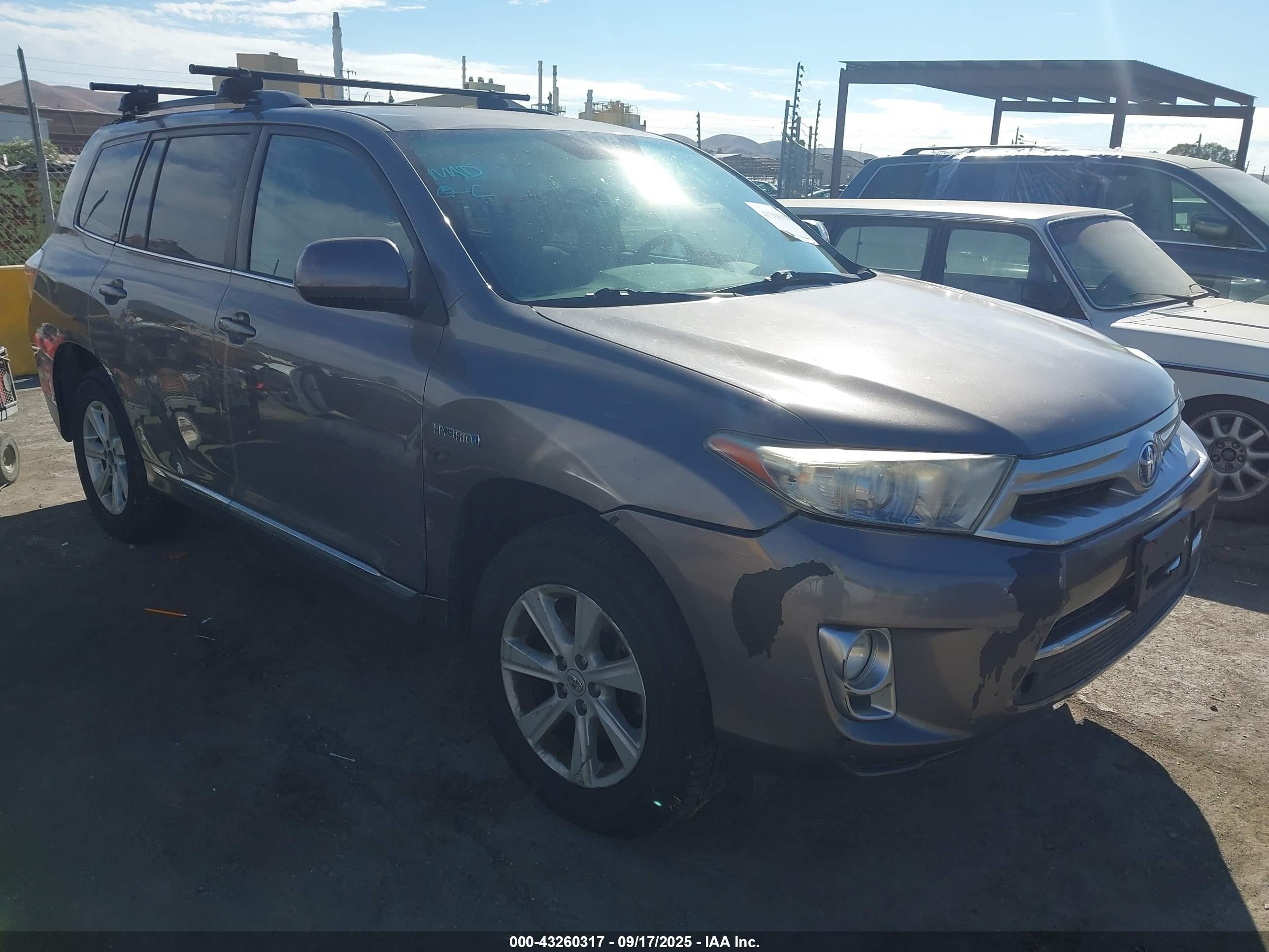 2011 Toyota Highlander Hybrid Base V6 Gray vin: JTEBC3EH9B2002249