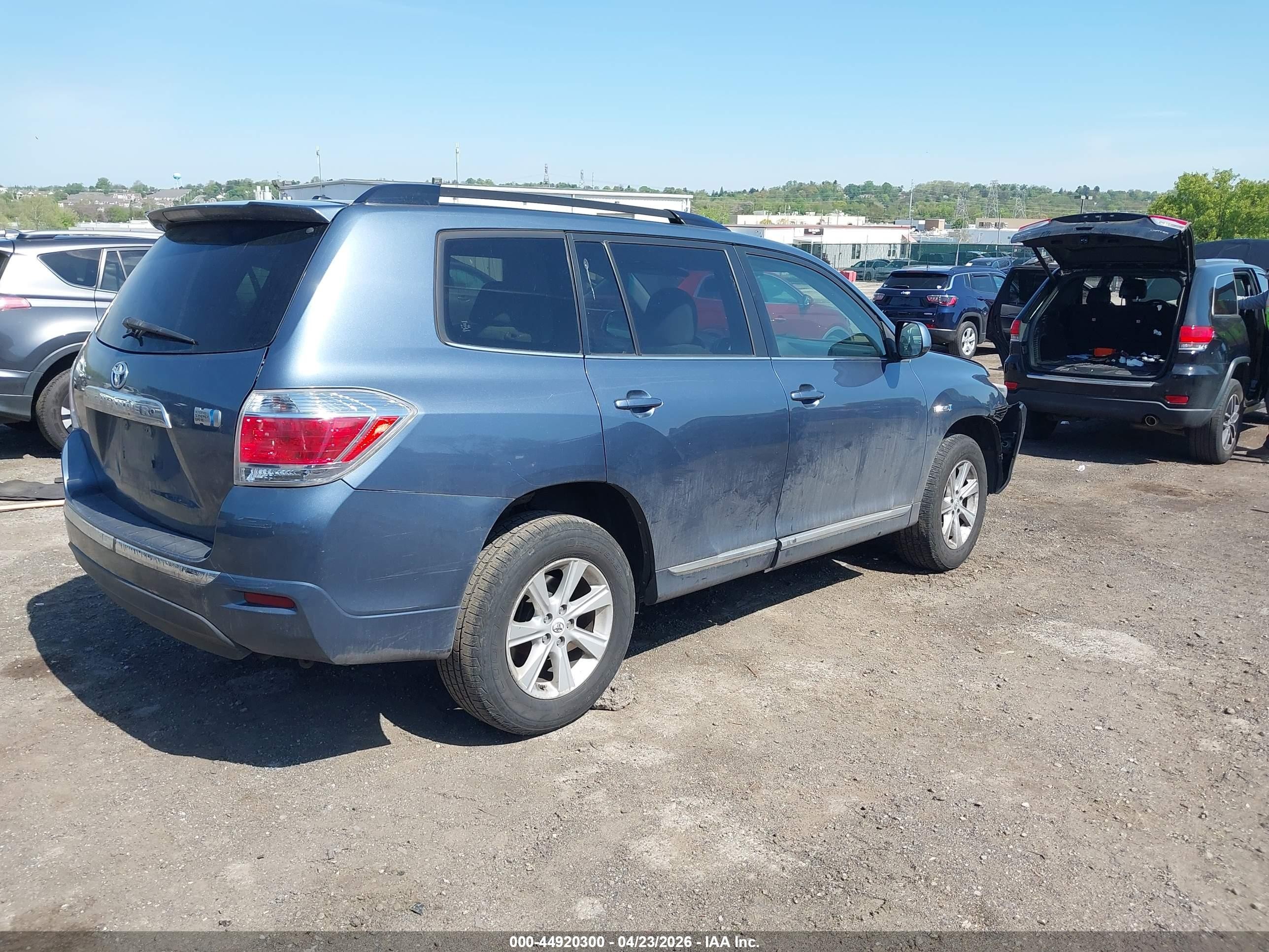 2011 Toyota Highlander Hybrid Base V6 Blue vin: JTEBC3EH9B2003949