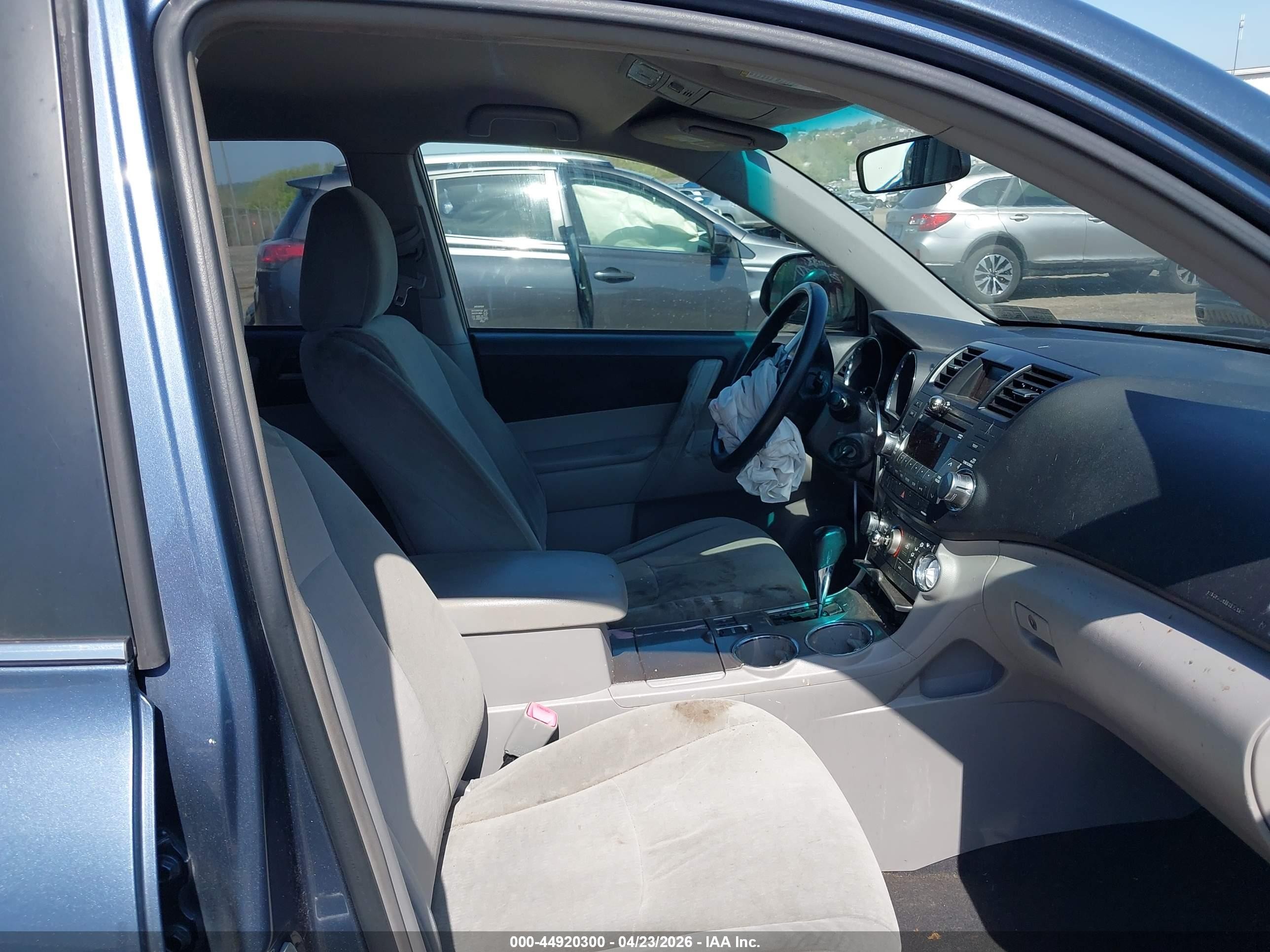 2011 Toyota Highlander Hybrid Base V6 Blue vin: JTEBC3EH9B2003949