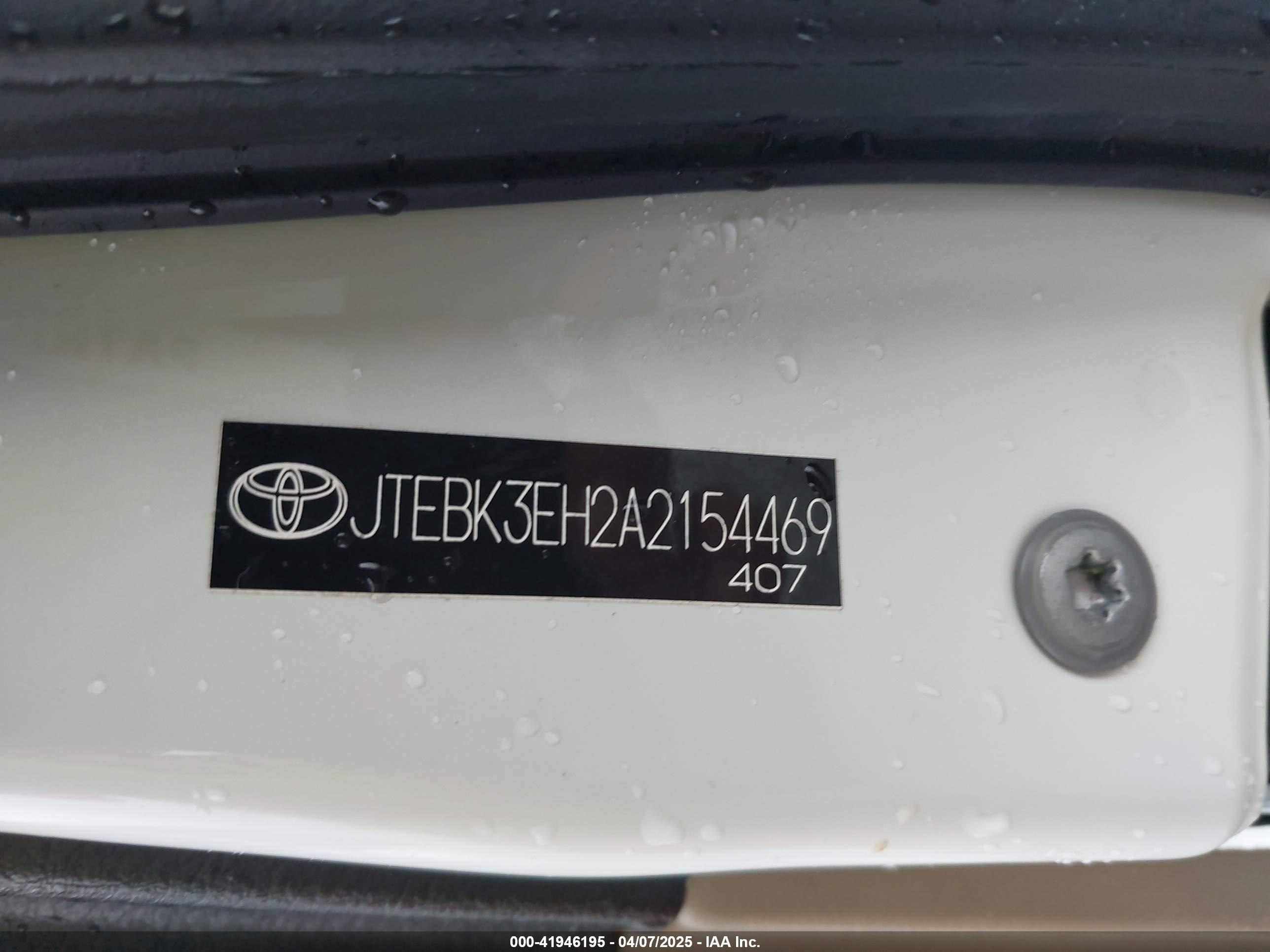 2010 Toyota Highlander Base V6 White vin: JTEBK3EH2A2154469