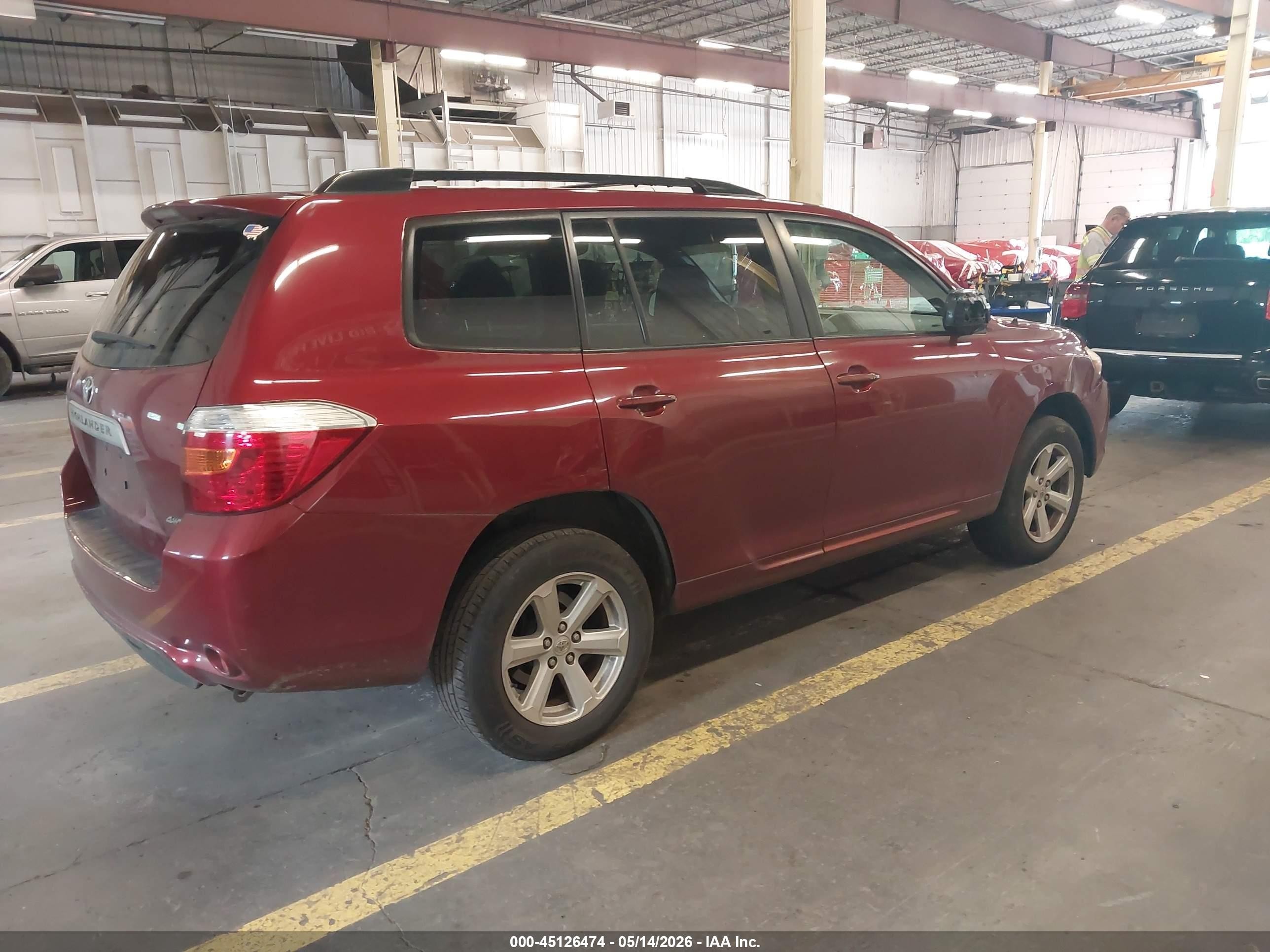2010 Toyota Highlander Base V6 Red vin: JTEBK3EH4A2153582