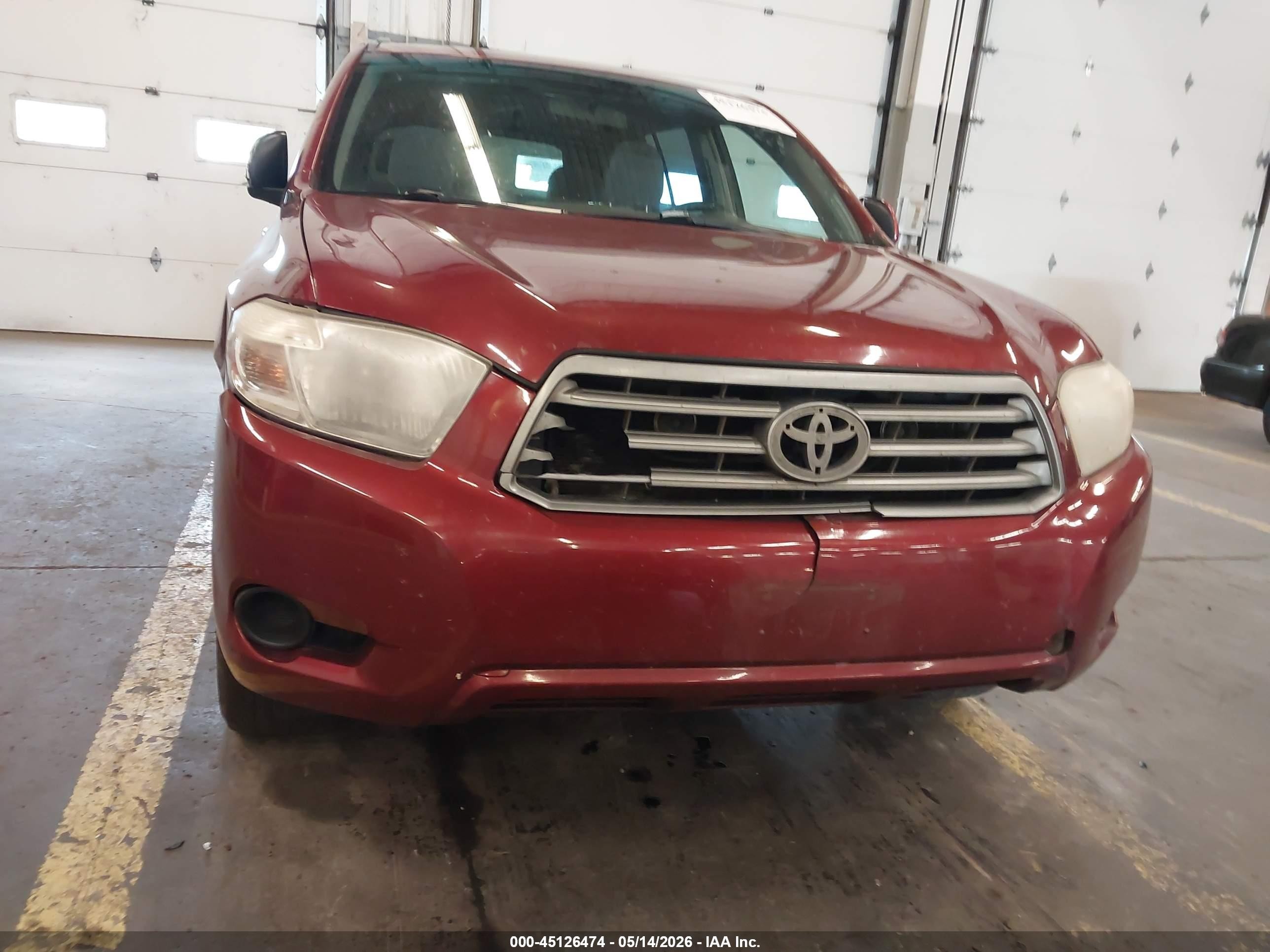 2010 Toyota Highlander Base V6 Red vin: JTEBK3EH4A2153582