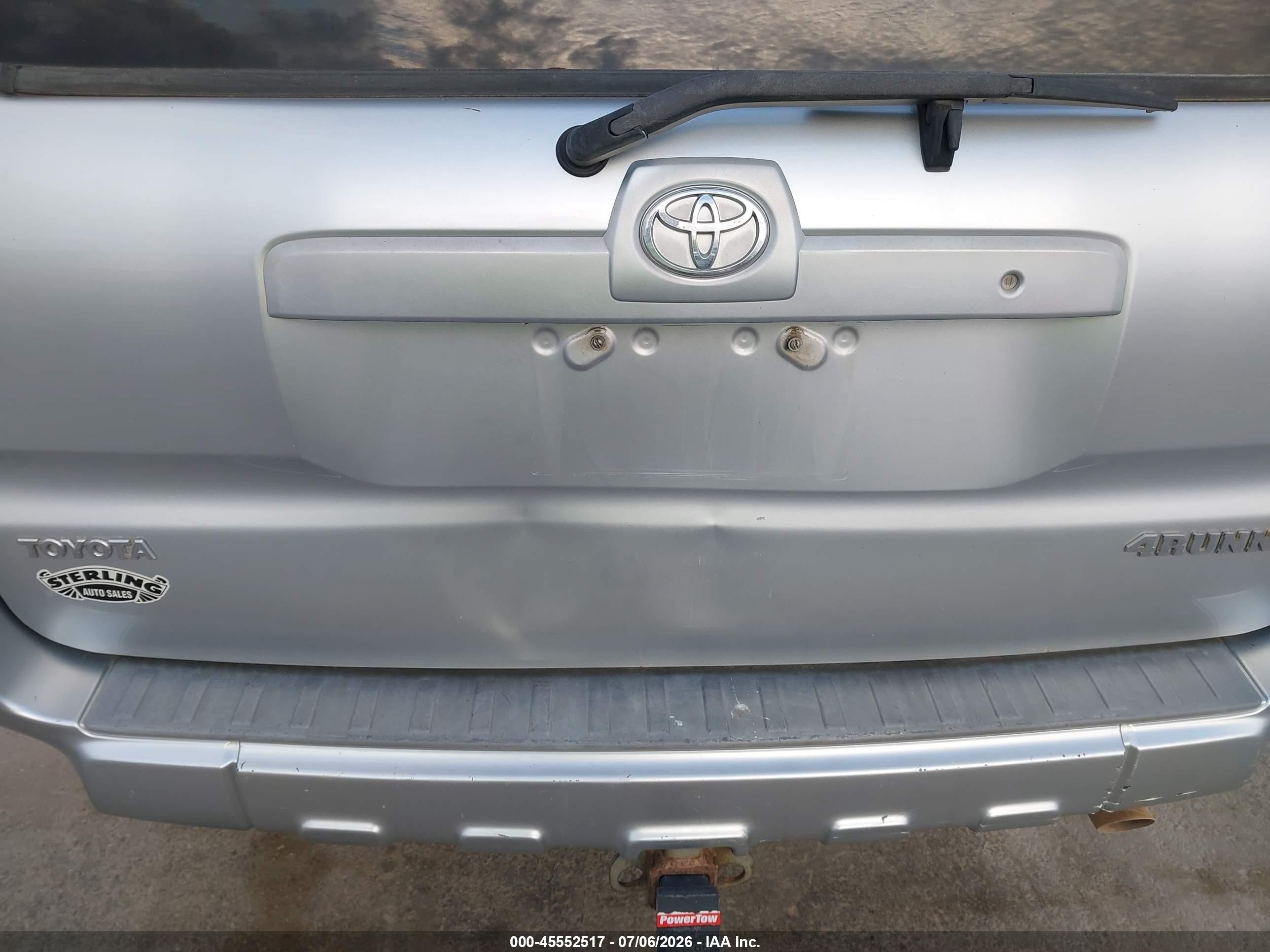 2003 Toyota 4runner Sr5 V8 Silver vin: JTEBT14R038005442