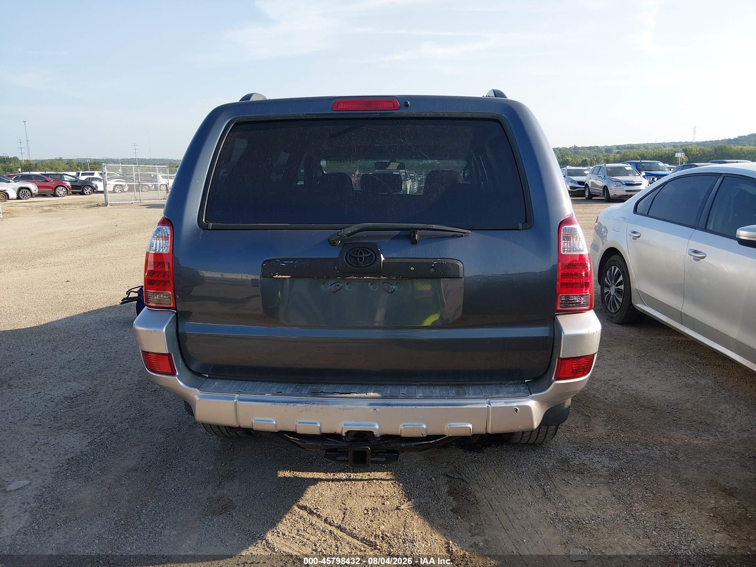 2005 Toyota 4runner Sr5 V8 Silver vin: JTEBT14R050054089