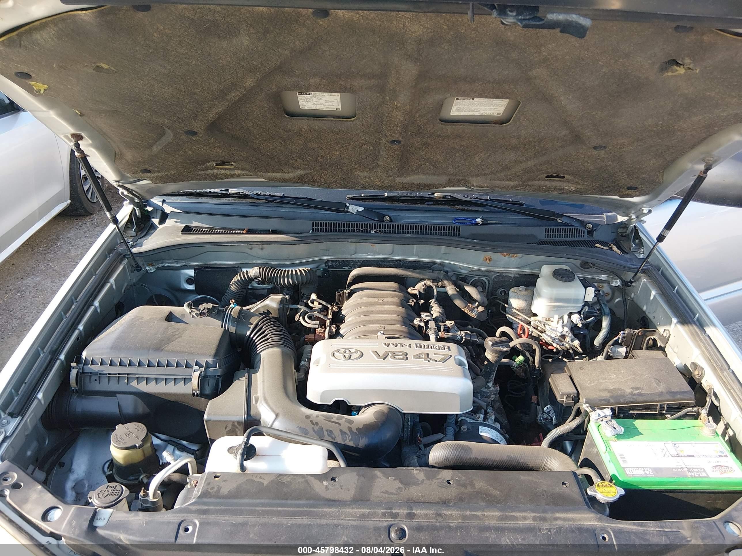 2005 Toyota 4runner Sr5 V8 Silver vin: JTEBT14R050054089