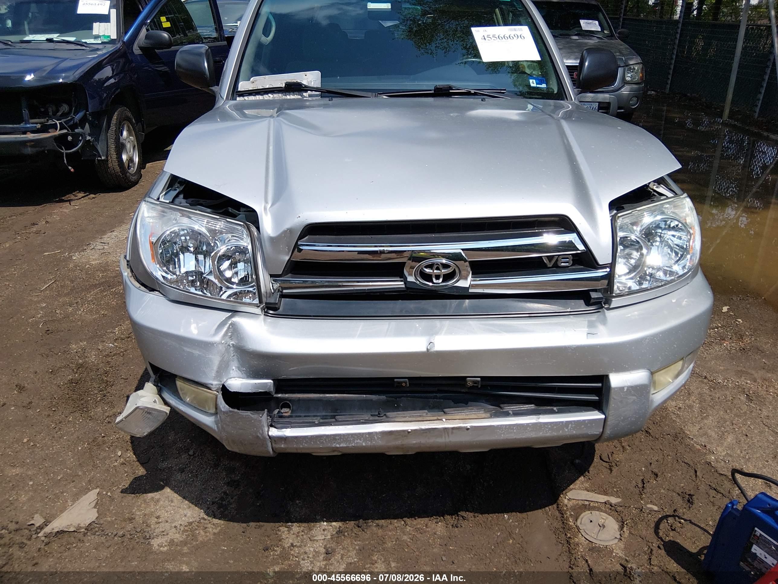 2005 Toyota 4runner Sr5 V8 Silver vin: JTEBT14R058023975