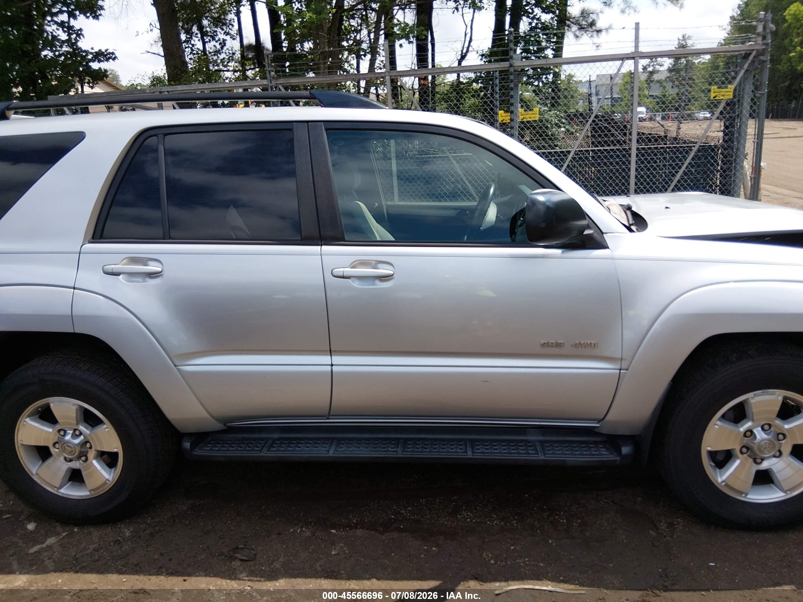 2005 Toyota 4runner Sr5 V8 Silver vin: JTEBT14R058023975