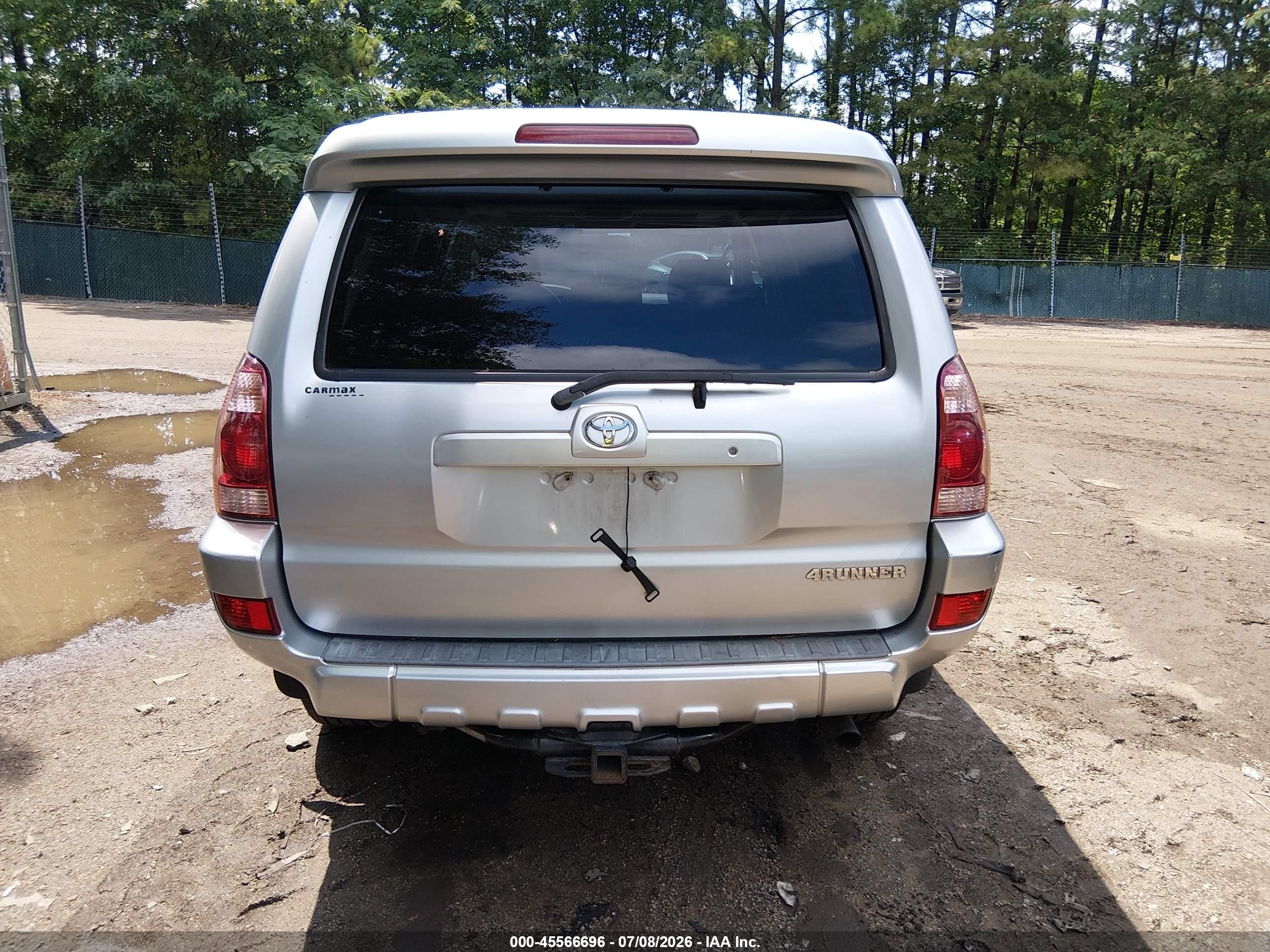 2005 Toyota 4runner Sr5 V8 Silver vin: JTEBT14R058023975