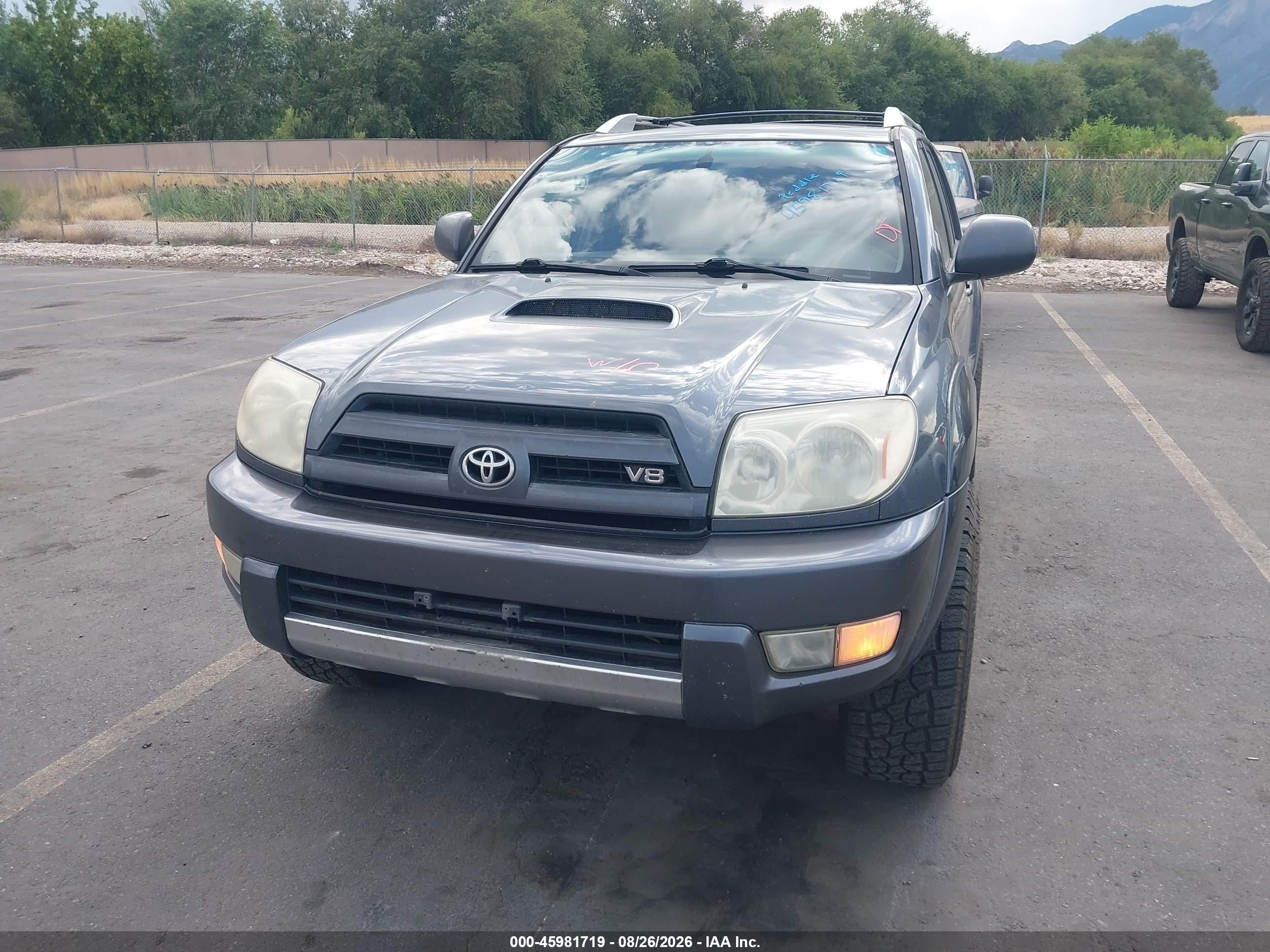 2004 Toyota 4runner Sr5 Sport V8 Gray vin: JTEBT14R240034070