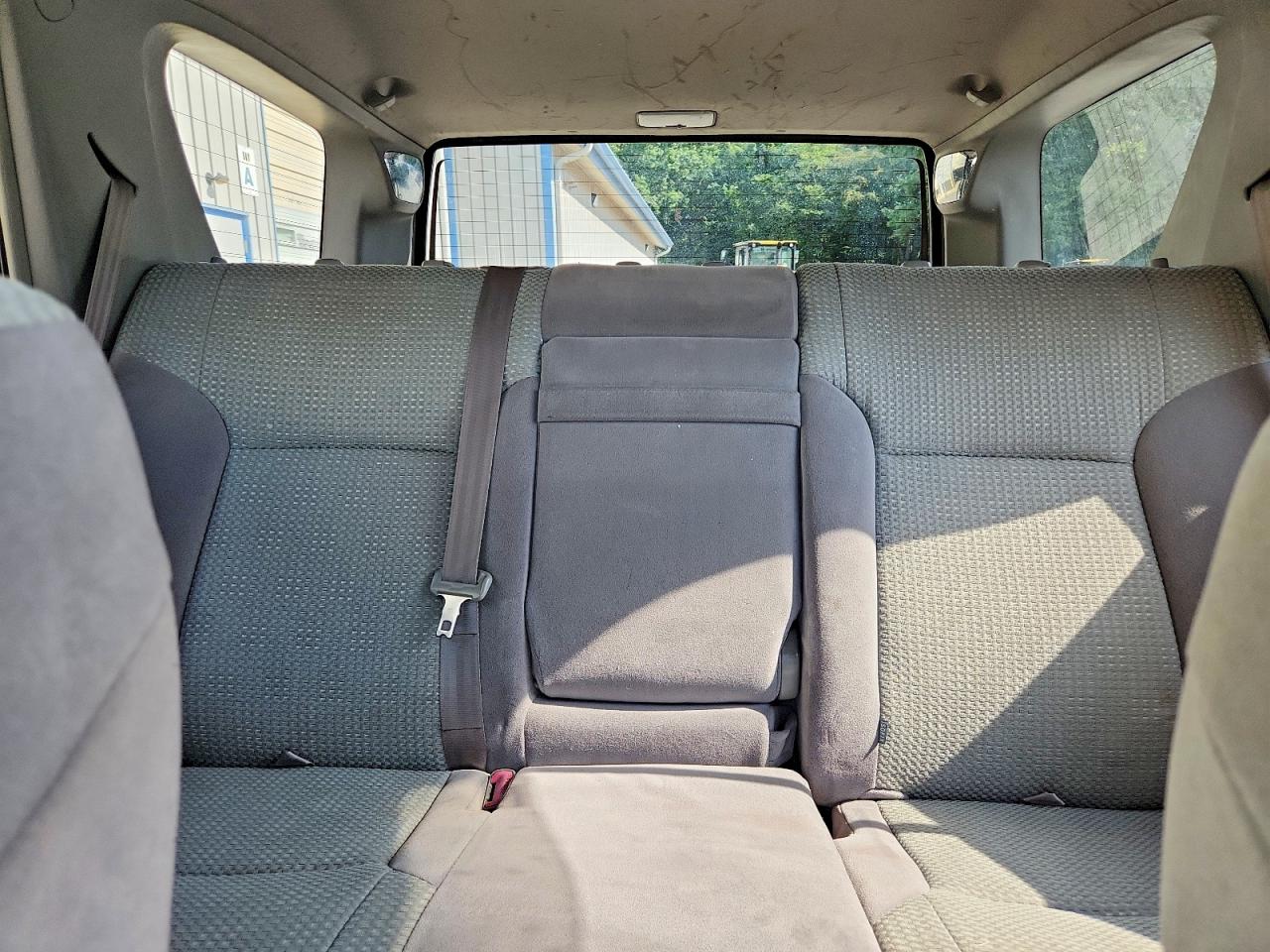2003 Toyota 4runner Sr5 Silver vin: JTEBT14R338002597