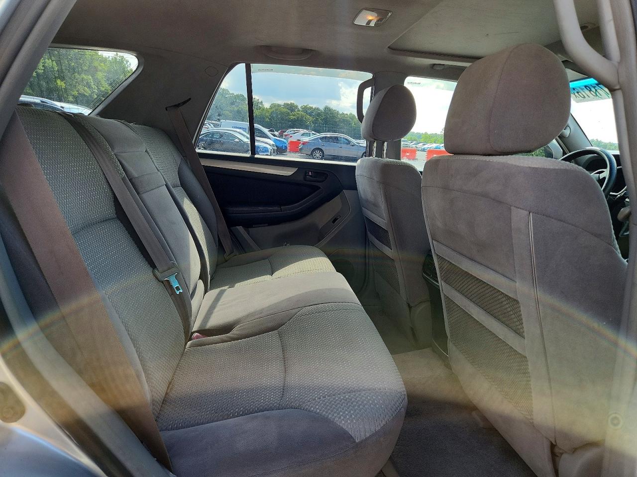 2003 Toyota 4runner Sr5 Silver vin: JTEBT14R338002597